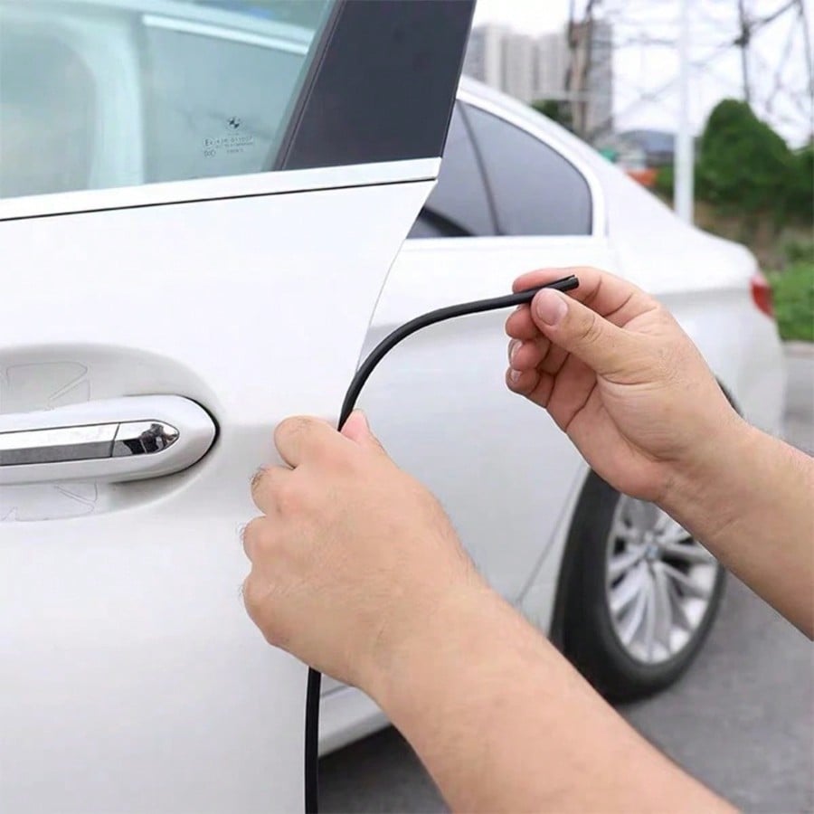 1pc 5m Car Door Edge Guard Strip, Car Door Edge Scratch-Resistant Decorative Strip, Metal Electroplated Anti-Collision Protective Strip For Car Door, Sound-Insulating Car Door Edge Strip