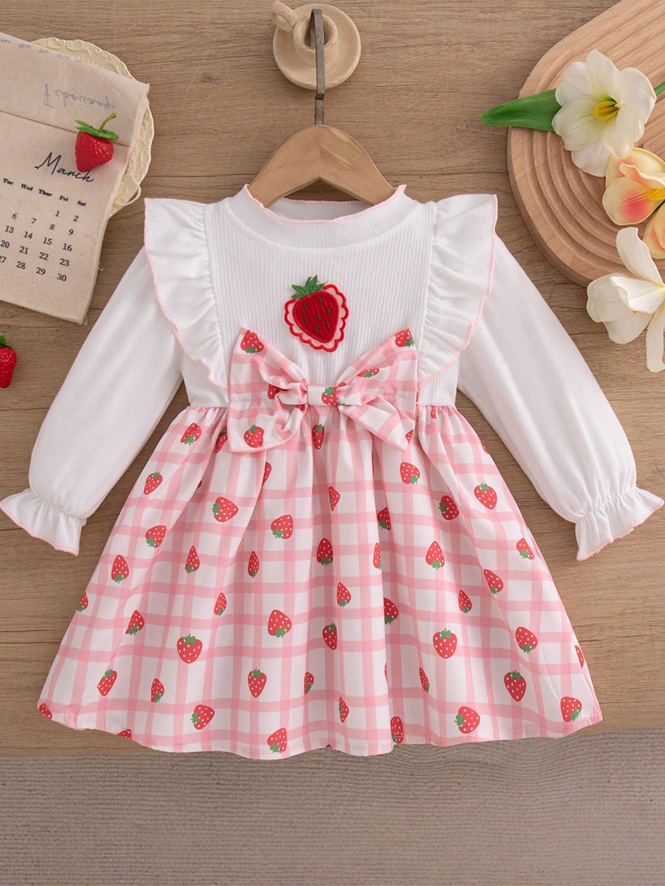 Autumn/Winter Sweet Princess Style Strawberry Bow Patchwork Long Sleeve Dress For Baby Girls