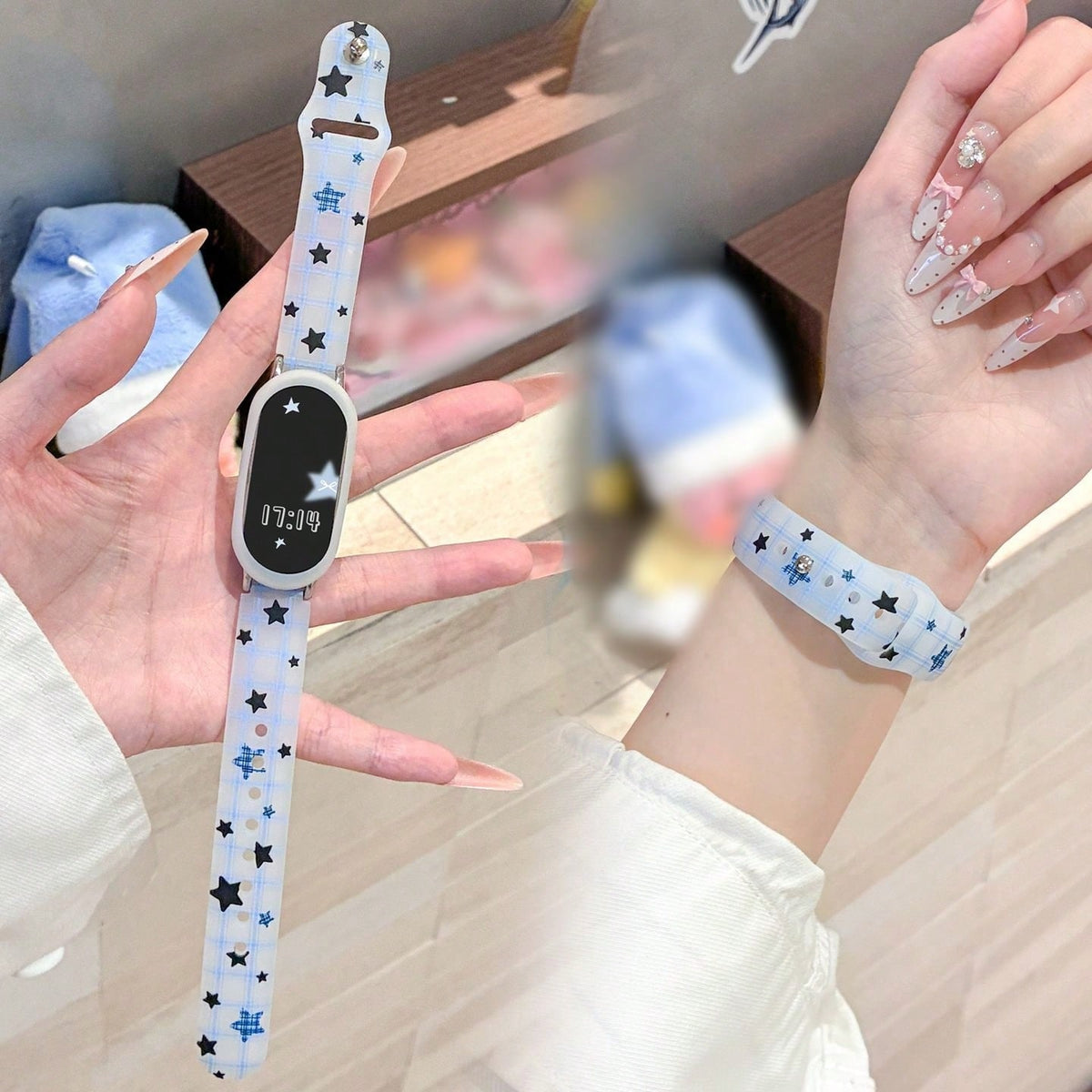 Elegant & Beautiful Multifunctional Durable Creative Sweet Cool Star Pattern Single-Pin Silicone Watch Band, Asymmetrical Shape, Compatible With Xiaomi 10/9/8 Wristband, Quick-Release Buckle Design, S
