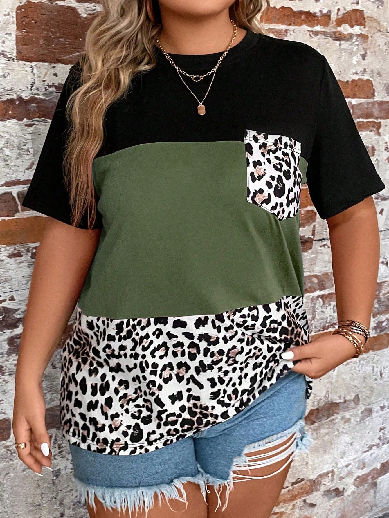 EMERY ROSE Plus Leopard Print Colorblock Patched Pocket Tee For Summer