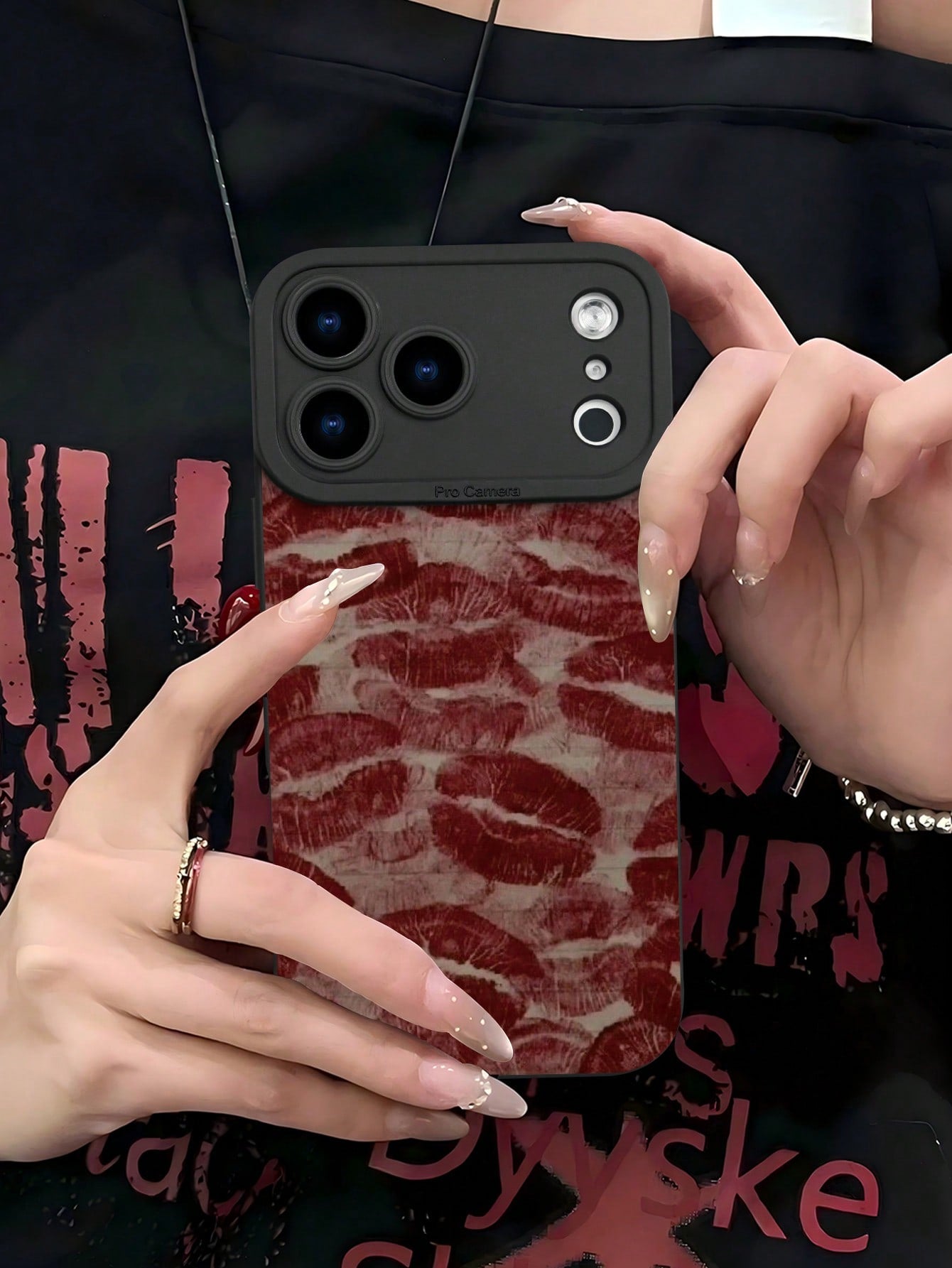 Fashionable Popular Personalized Red Lip Print Pattern Design Theme Luxury Shockproof Aesthetic Cute Phone Case With Lens Protrusion Protection Compatible With For IPhone 17/17Pro/17Pro Max, 16,15,14