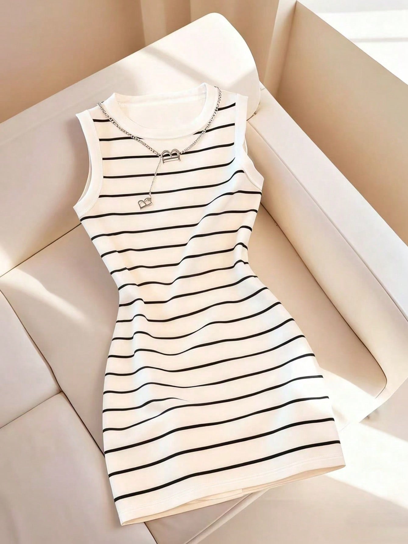 Resyla Women's New Striped Print Round Neck Fitted Sleeveless Dress, Spring/Summer