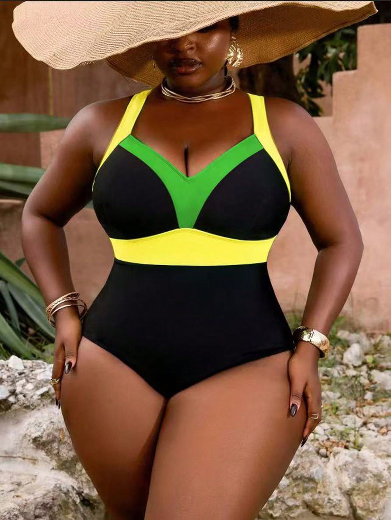 Slaydiva Plus Size Women Contrast Color Casual One Piece Swimsuit For Summer Beach Vacation