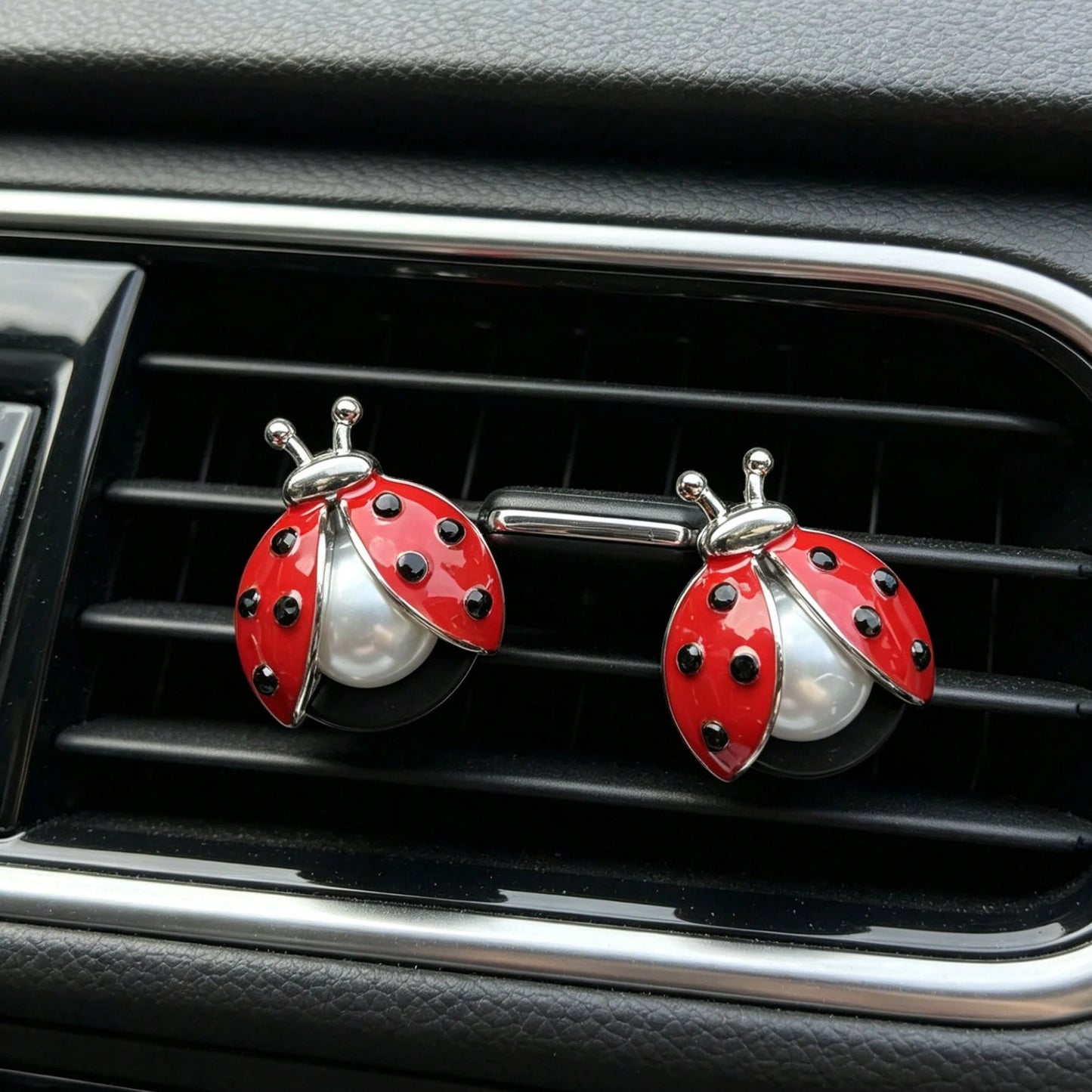 1/2/4pcs Ladybug Car Air Vent Decor, Seven-Star Bug & Daisy Car Vent Clip, Fun Insect Aroma Diffuser Clip, Without Scent Pad