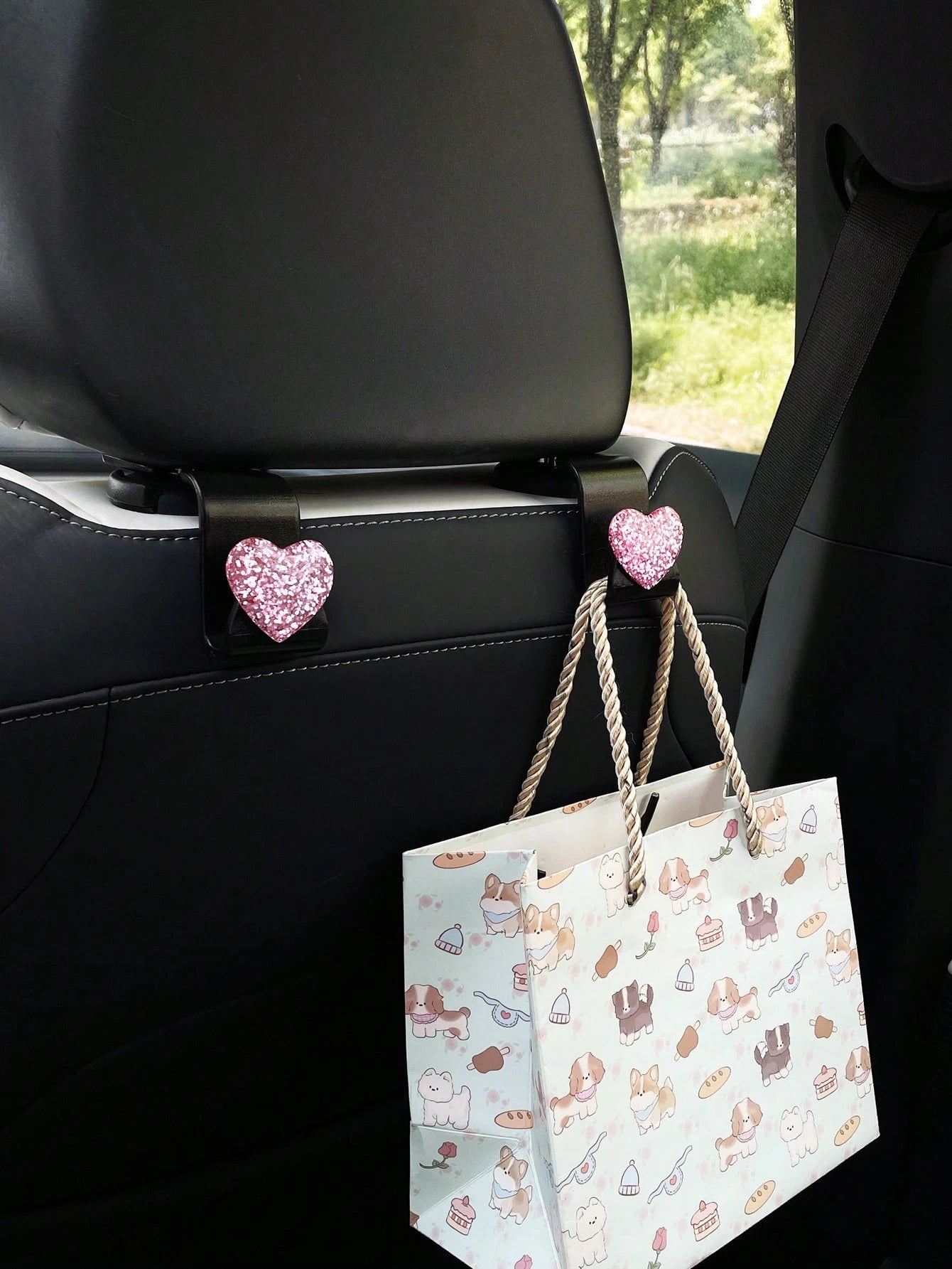 1/2pcs Heart-Shaped Car Hook Glitter Resin Accessory Decoration Car Seat Back Hook Car Interior Storage Multi-Function Car Interior Supplies