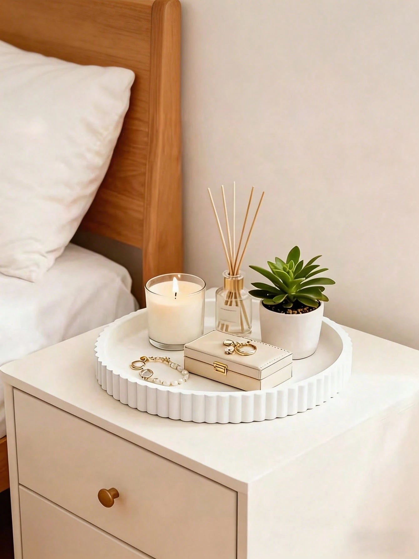 1/2pcs Round Vanity Storage Tray, Countertop Soap Dispenser Tray, Bathroom Countertop Tray, Hand Soap Shampoo Perfume Storage Tray, Jewelry Display Tray, For Daily Accessories And Decor Storage Tray