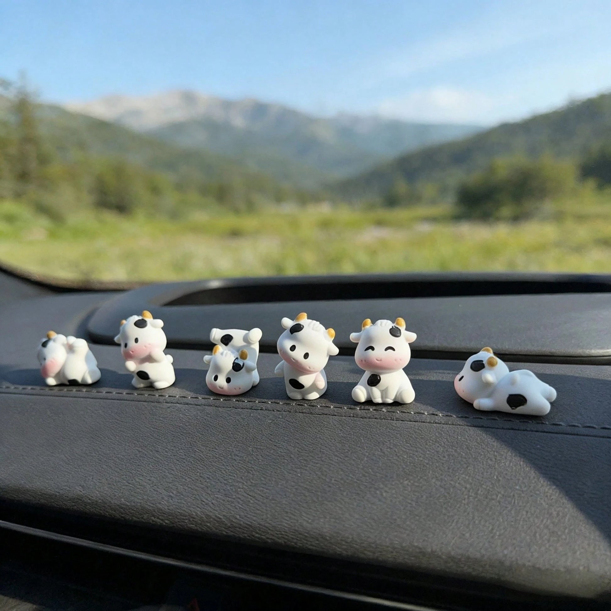1/6/7pcs Cute Mini Cow Car Decor, Resin Healing Animal Figurines, Dashboard Ornament, Adorable Small Decor, Desk Decoration, Suitable For Car Interior, Desk, Home, Micro Landscape, Back To School, Gif