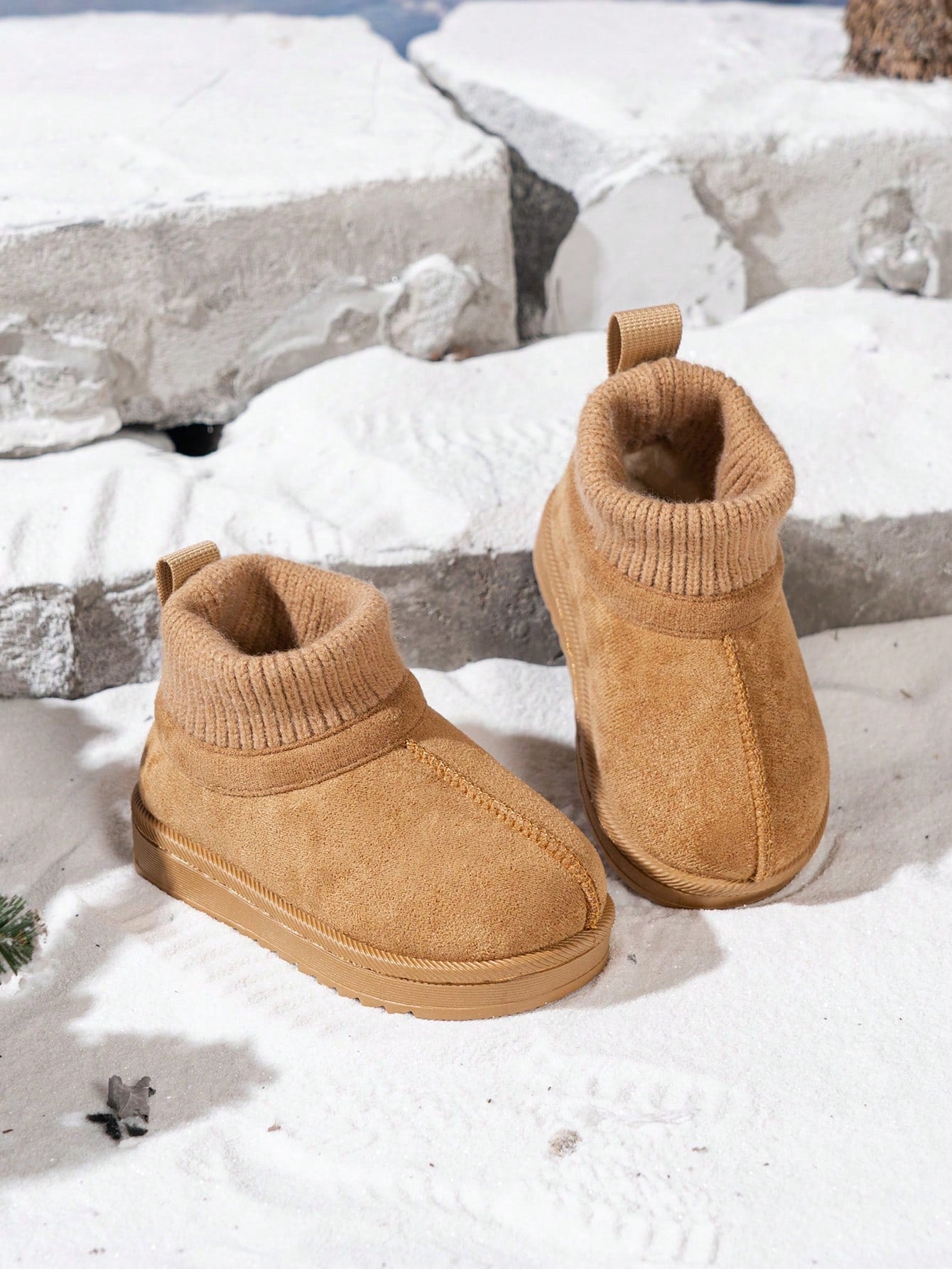 1 Pair Kids Knitted Collar Snow Boots, Winter New Style Anti-Slip Baby Warm Boots, Classic Maillard Short Tube Snow Boots For Boys And Girls