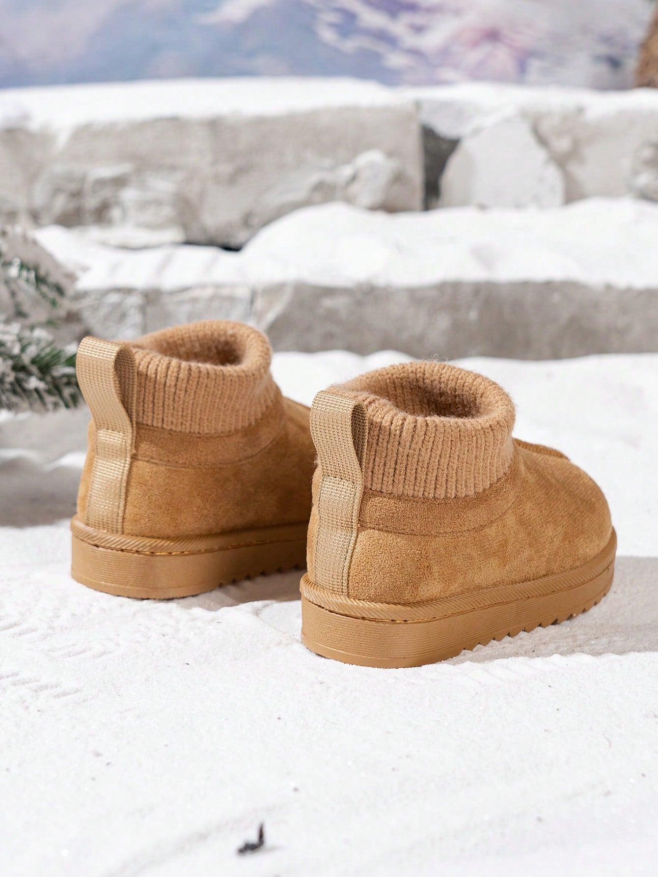 1 Pair Kids Knitted Collar Snow Boots, Winter New Style Anti-Slip Baby Warm Boots, Classic Maillard Short Tube Snow Boots For Boys And Girls
