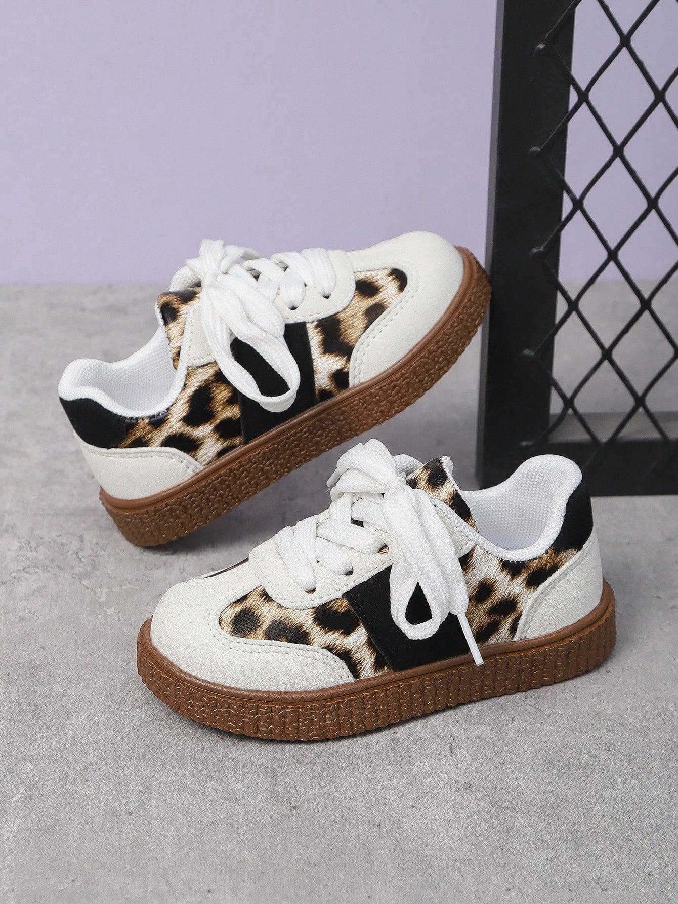 1 Pair New Soft-Sole Leopard Print Children's Casual Sports Shoes, Unisex Toddler Vintage Patchwork Non-Slip Running Shoes For Spring & Autumn