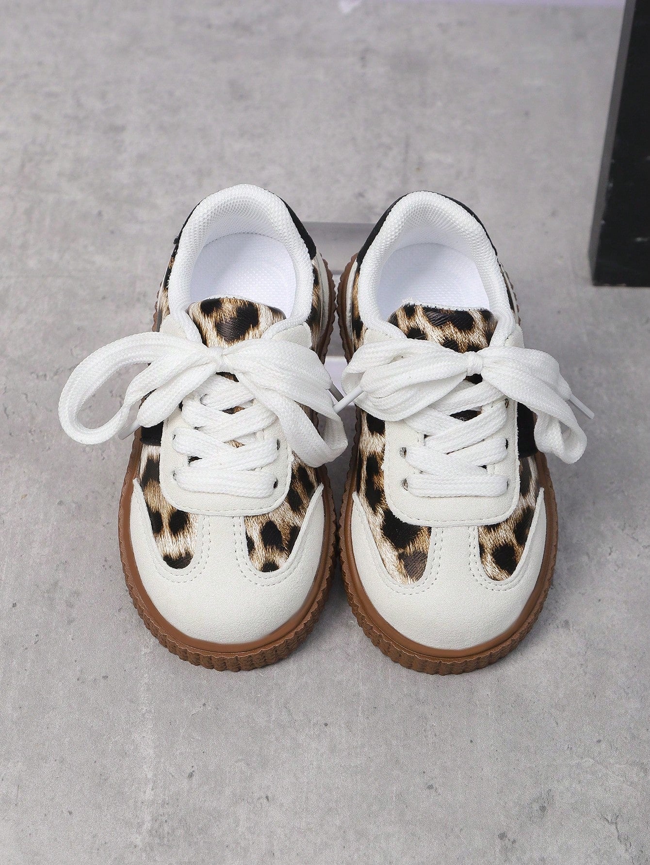 1 Pair New Soft-Sole Leopard Print Children's Casual Sports Shoes, Unisex Toddler Vintage Patchwork Non-Slip Running Shoes For Spring & Autumn