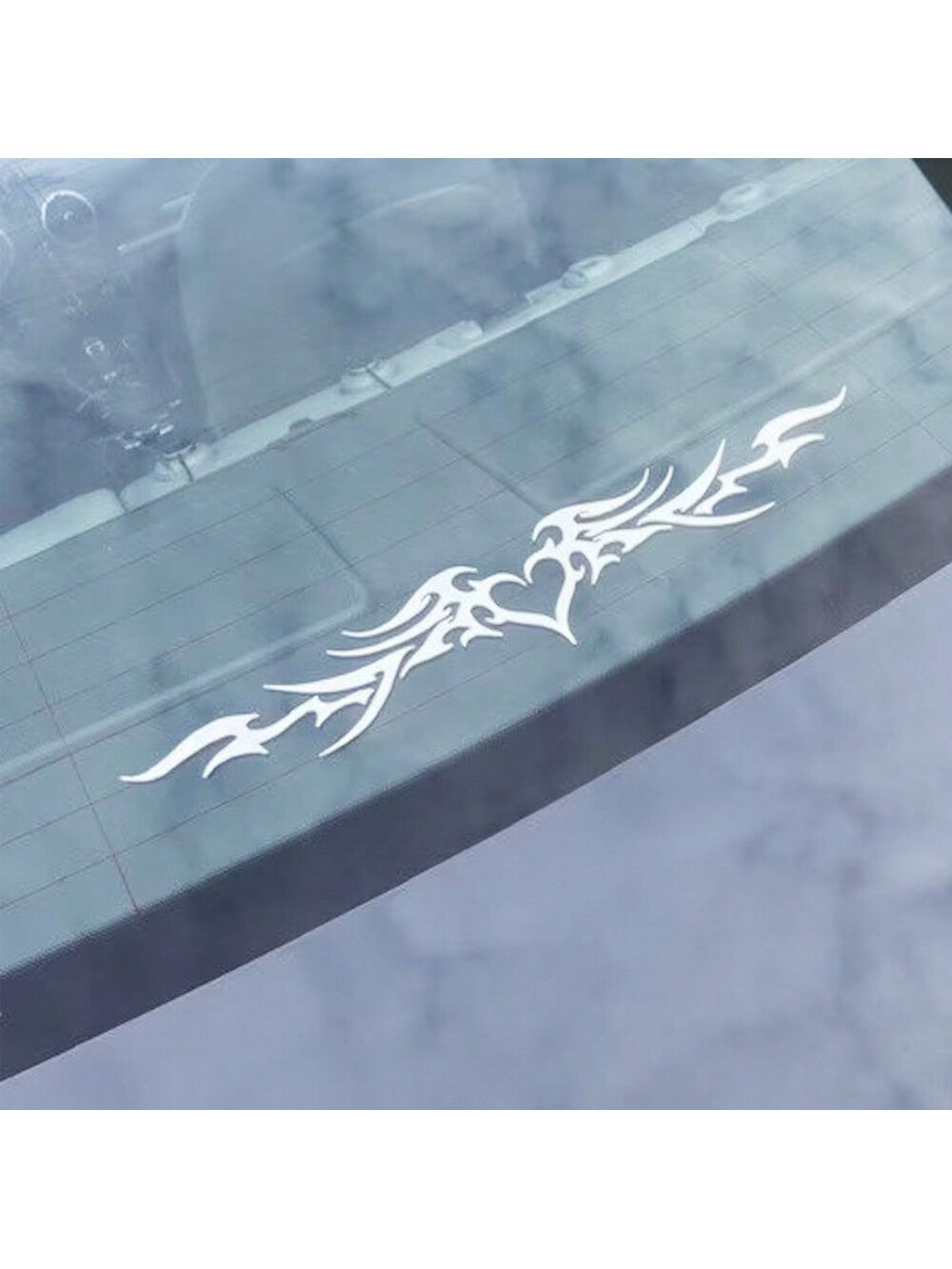 1 Pc Heart Wings Car Bumper Sticker Rear Windshield Decal, Cute Vinyl Y2K Tramp Stamp Decal For Cars, Trucks