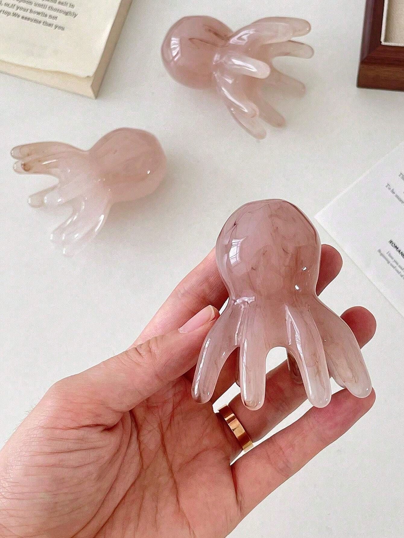 1-Piece Set Of Wide Toothed Comb, Head Massage Comb, Cute Octopus Shape, Resin Material, Round Tooth Design, Comfortable Scalp Massage, Available In Four Colors. Hairdressing Tools, Combs, Hair Brushe