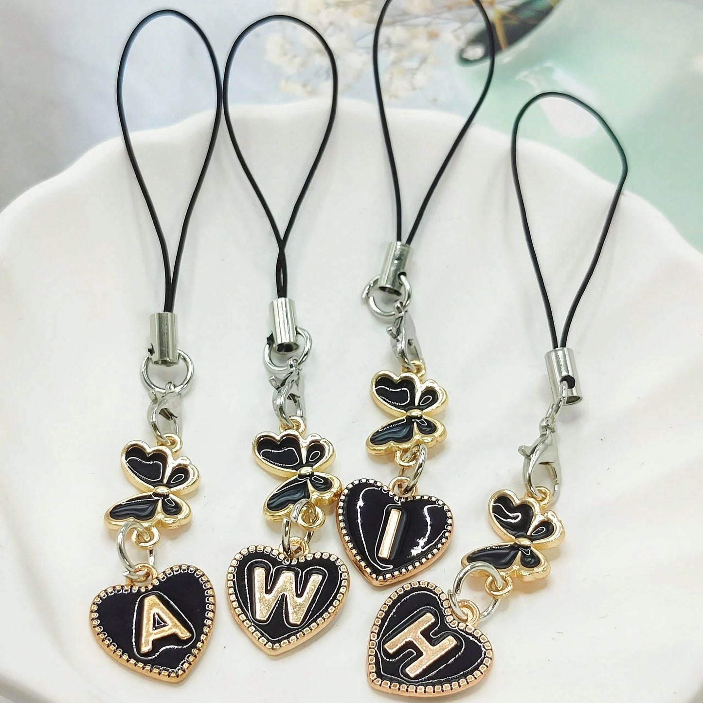 1pc Black Letter A-Z & Exquisite Butterfly Design Phone Charm- Durable Alloy Material, Suitable For Friends, Best Friends And Birthday Gifts, Applicable To Phones, Phone Charms, Best Friend Gifts, El