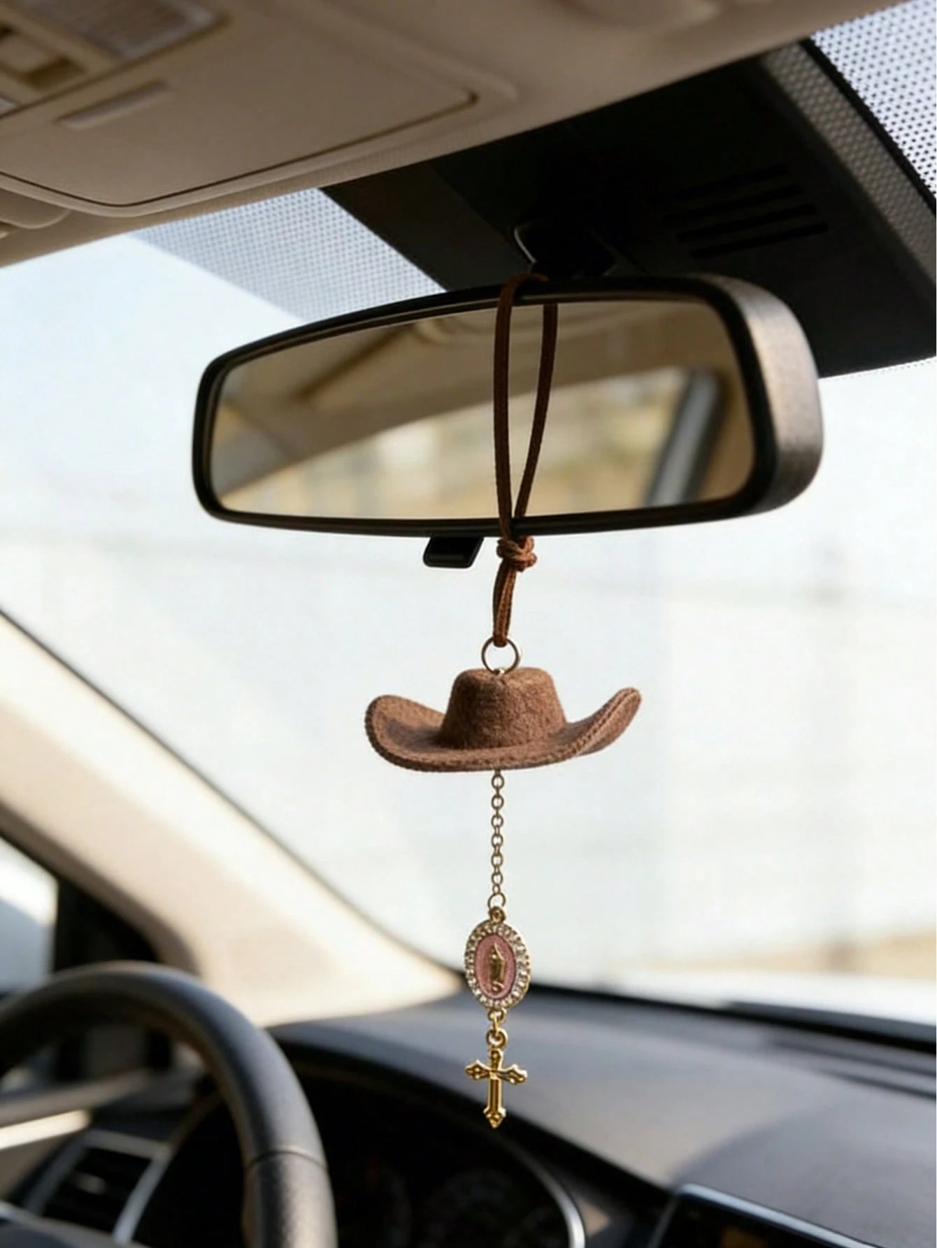 1pc Car Accessory, Interior Decoration, Car Hanging Ornament; Cowboy Hat Cross Pendant, Classic Personalized Style, Printed With "God Bless You, Thank You Lord, Hallelujah" Religious Blessing Slogan