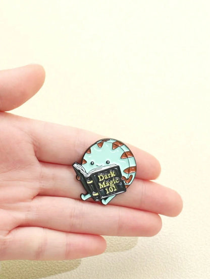 1pc Cartoon Creative Enamel Brooch, Dark Magic Book Brooch, Cartoon Backpack Badge, Suitable For Backpacks, Hats, Clothing Decoration Pin For Clothes Bag Charm School Kpop Teacher Supplies Bag Charms