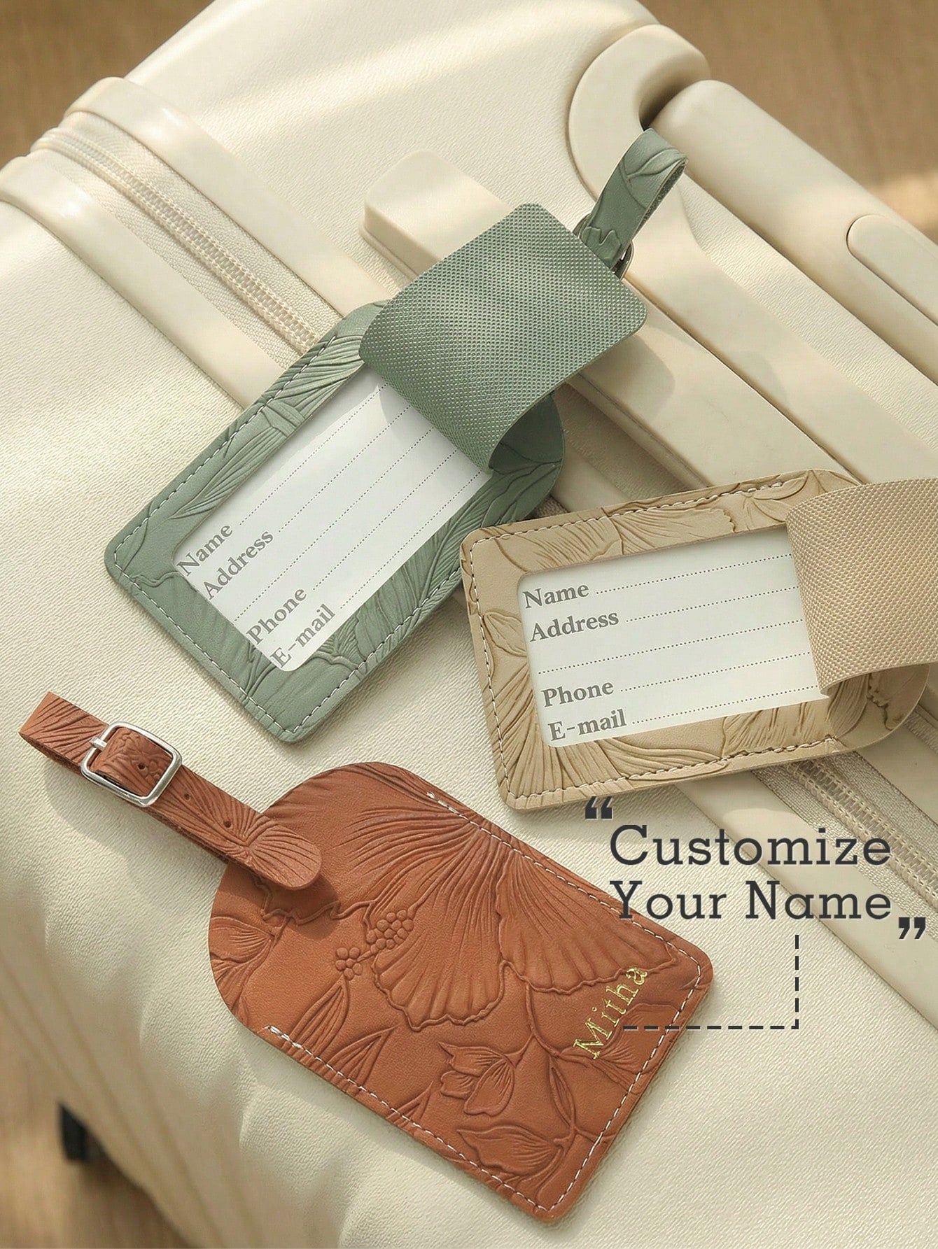 1PC Custom Name Luggage Tag For Suitcases Customized Gold Monogram Name Luggage Tags With Carving Flower Patterns Personalized Vegan Leather Tag With Privacy Name Card Travel Accessories Handmade Eleg