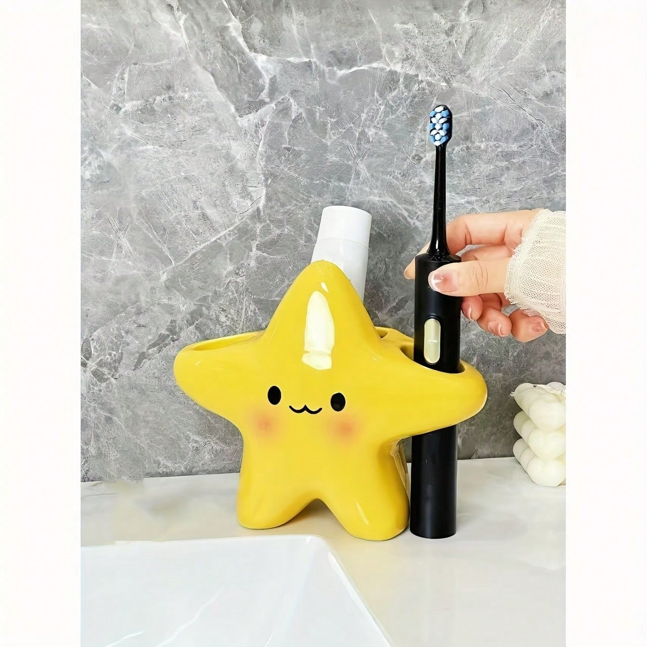 1pc Cute Star-Shaped Plastic Toothbrush Holder- Standalone Bathroom Storage Rack, Adorable Design, Made Of Durable Plastic, Space-Saving, Can Hold Toothbrush And Toothpaste (Sticker Pattern Needs To