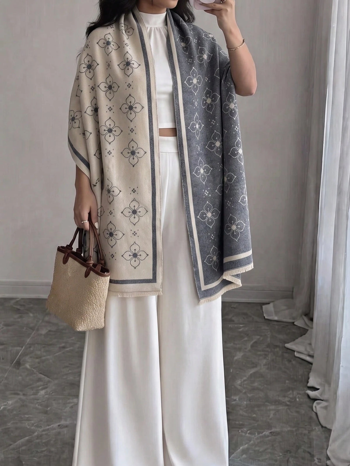 1pc Elegant Four-Leaf Flower Pattern Jacquard Faux Cashmere Warm Scarf For Women, Autumn/Winter Cold-Proof Neck Warmer, Fashionable Versatile Air Conditioning Shawl Blanket, Suitable For Daily Matchin