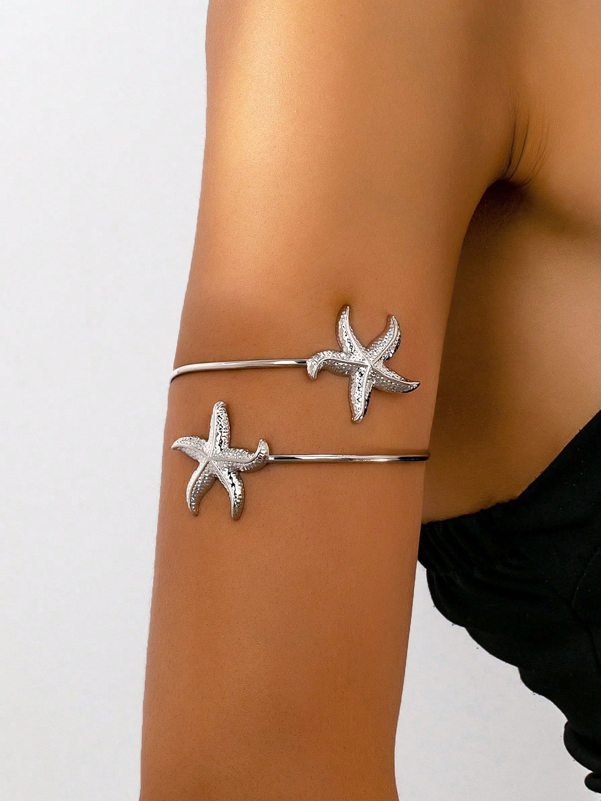 1pc Fashionable Casual Starfish Arm Cuff Bracelet, Beach Resort Accessory For Women