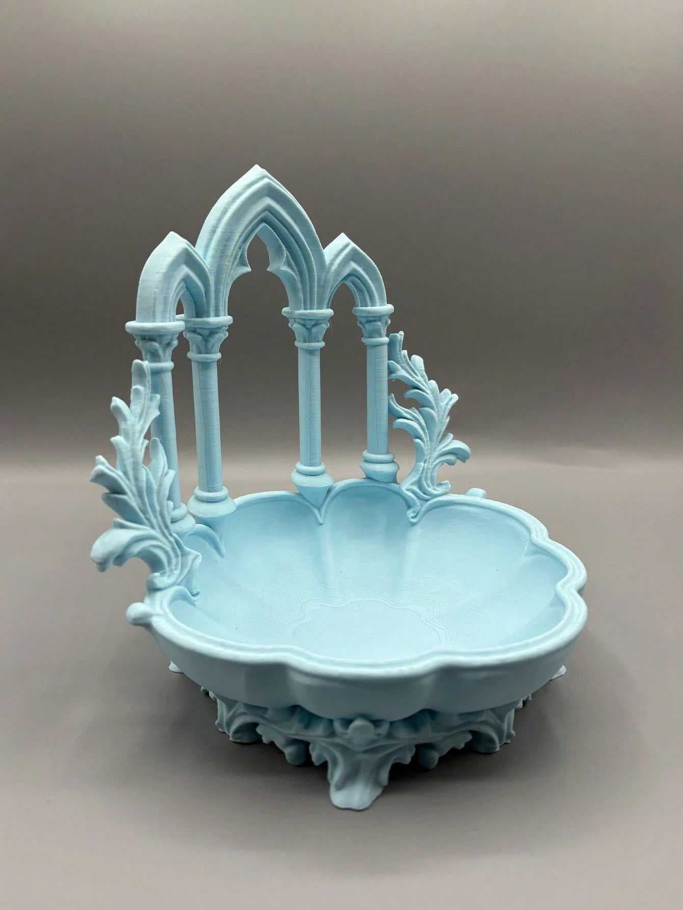 1pc Gothic Vintage Church Arch Storage Tray, 3-Color Matte Embossed Resin Organizer Dish, Jewelry & Cosmetics Storage, Vanity Desktop Decor Ornament, Niche Aesthetic Photo Prop