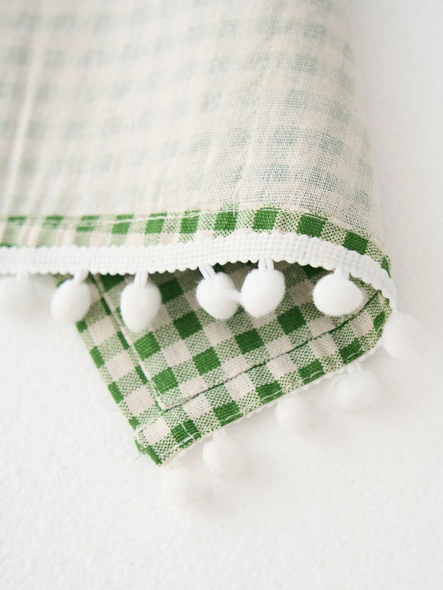 1pc Green Plaid Microwave Oven Cover, Countryside Style, Women's Day, Travel Essentials, Wedding Favors, Y2k, Bedroom, Car Accessories Women, Kitchen Decor,Wedding,Y2k,Party,Mother's Day Gift,Bedroom