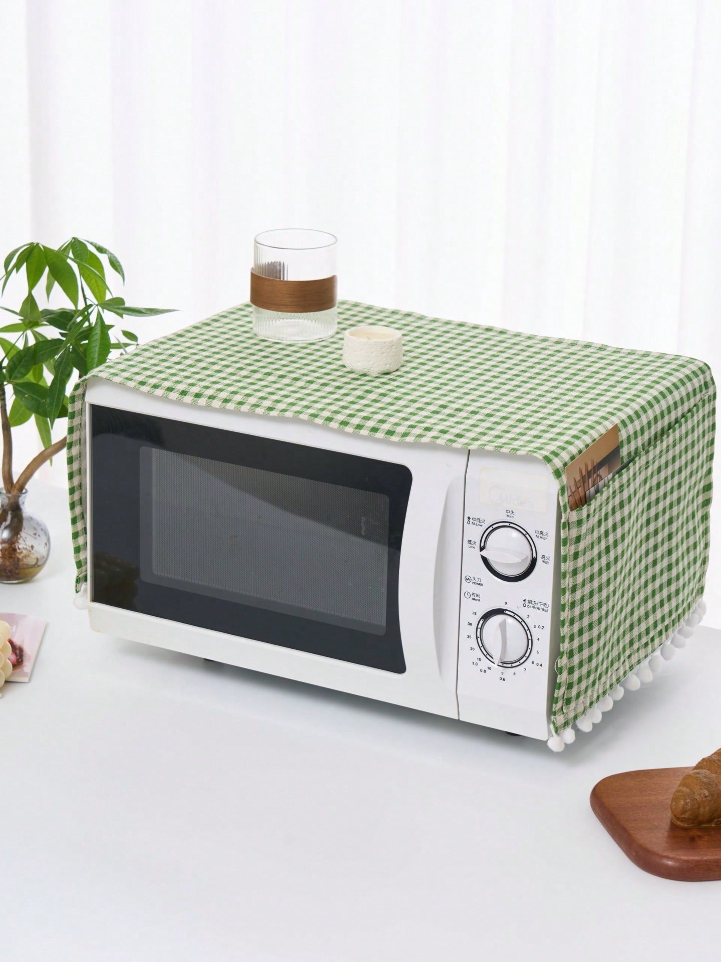 1pc Green Plaid Microwave Oven Cover, Countryside Style, Women's Day, Travel Essentials, Wedding Favors, Y2k, Bedroom, Car Accessories Women, Kitchen Decor,Wedding,Y2k,Party,Mother's Day Gift,Bedroom