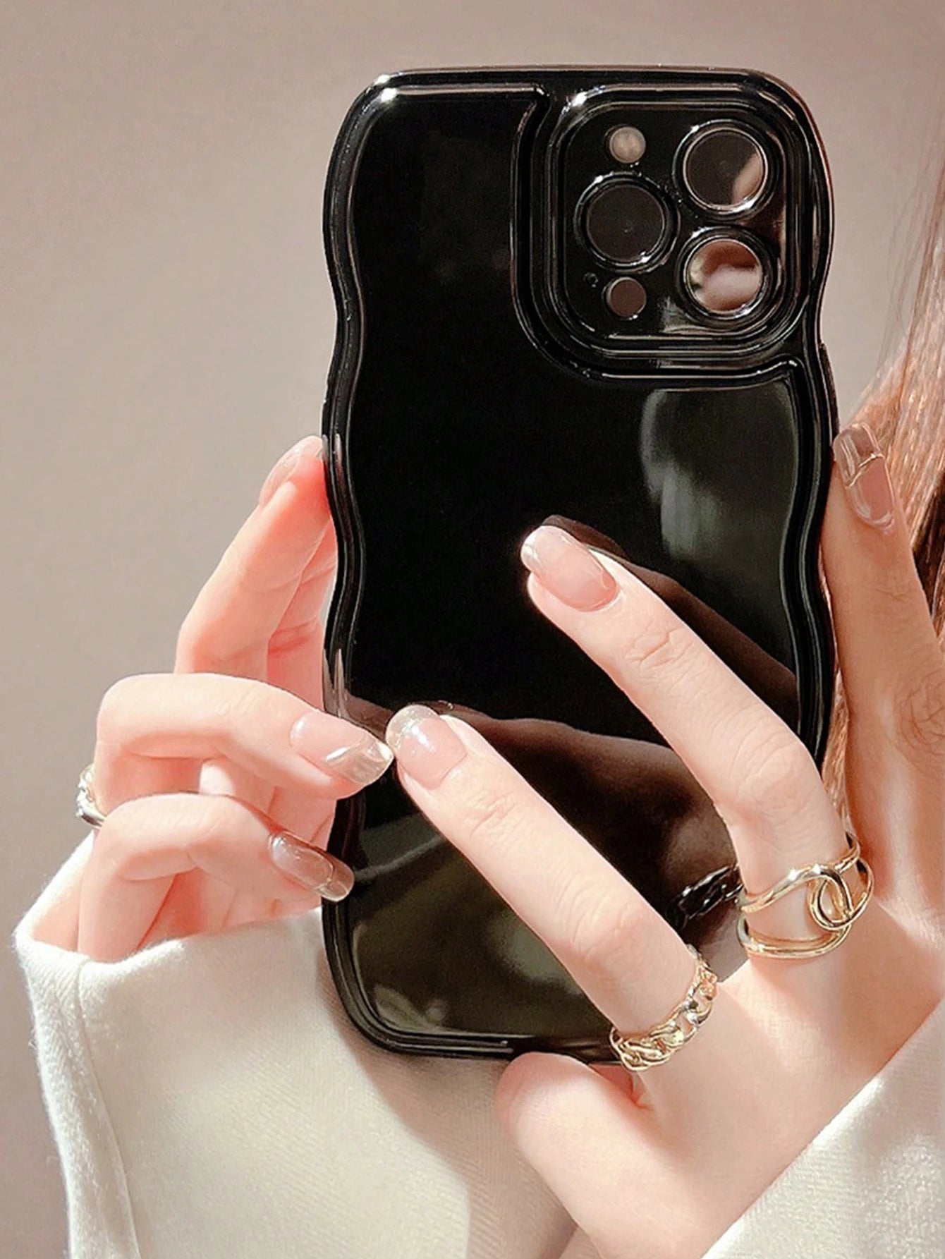 1pc GUCADI Autumn/Winter Season Mulberry Red Solid Color Wavy Edge Phone Case Compatible With Apple IPhone 16/15/14/13/12/11 Series