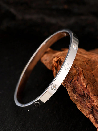 1pc Hip-Hop Fashion Stainless Steel Men's Bracelet, Four-Leaf Flower Steel Color Men's Bracelet, Men's Back To School Season Commute Hip-Hop Jewelry