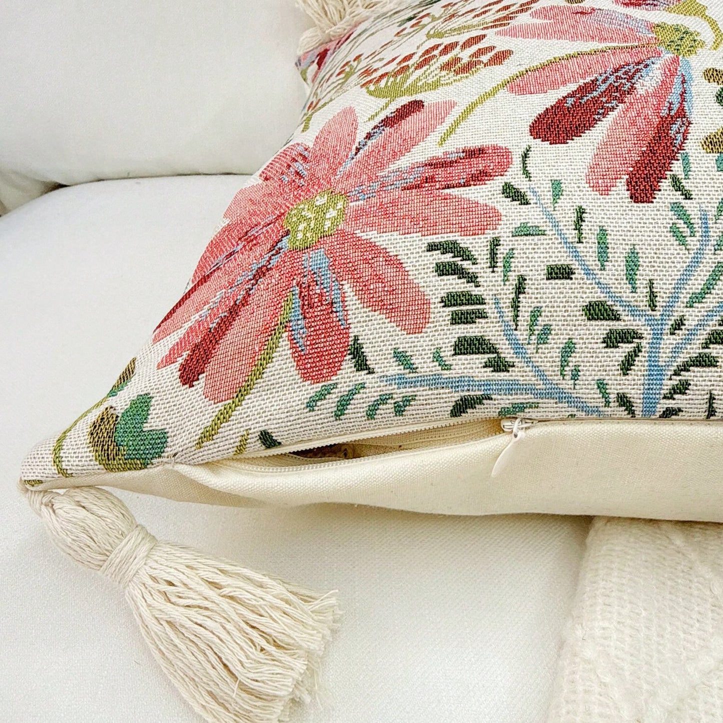 1pc Jacquard Fabric Lace Tassel Ball Pillow, Back To School Decor, Dorm Soft Decoration Pillow, Wedding Decoration Pillow, Sofa Soft Cushion, Floral Pattern Pillowcase, Bed Head Decor Pillow, Farmhous