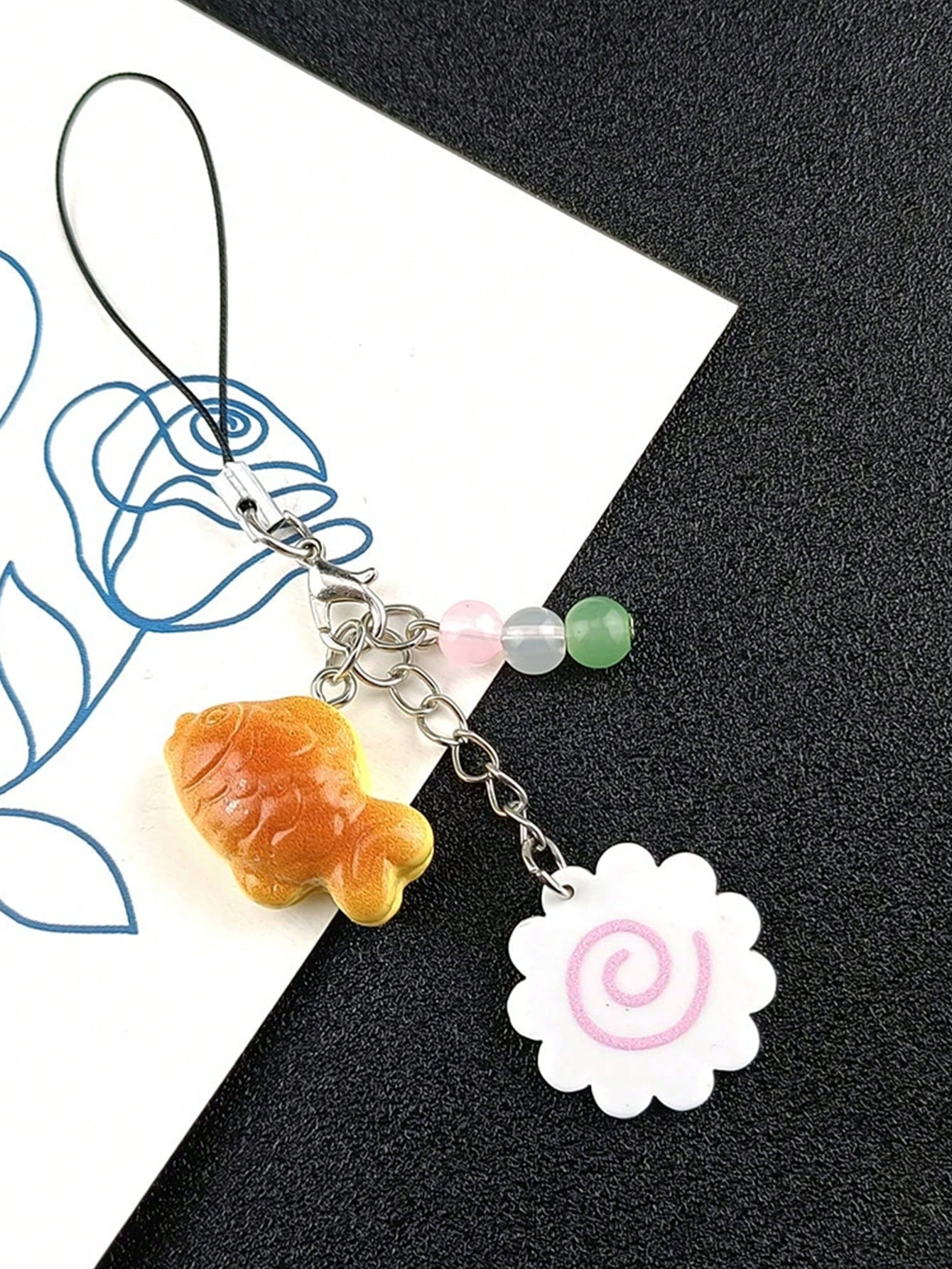 1pc Japanese Fish-Shaped Dessert Handmade Beaded Phone Charm, Pendant, Keychain, Bag Accessory, Compatible With Apple IPods Pro Bluetooth Earphone Case, Holiday Gift (Women's)