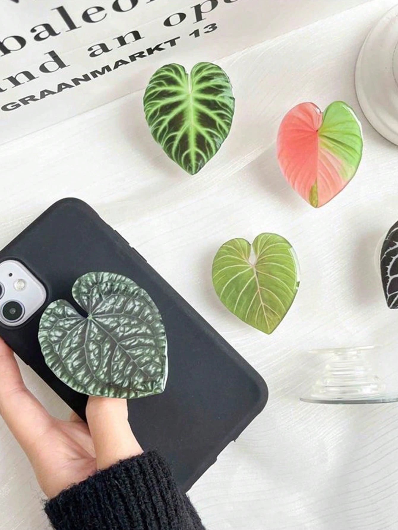 1pc Leaf Shaped Adjustable Phone Stand, Creative Cartoon Style Desktop Holder, Minimalist Collapsible Phone Support Compatible With IPhone, Android Phone, Gift For Birthday, Family, Friends Push-Pull