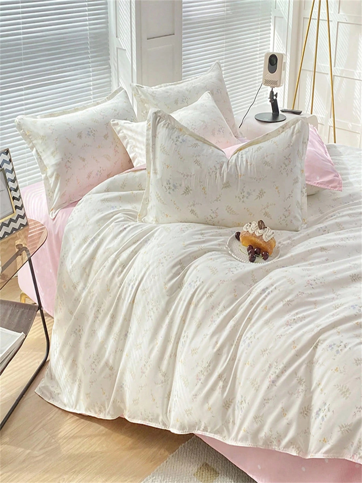 1pc Multicolor Heart Patterned Single Duvet Cover, Cute Style Polyester, Suitable For Student Dormitories
