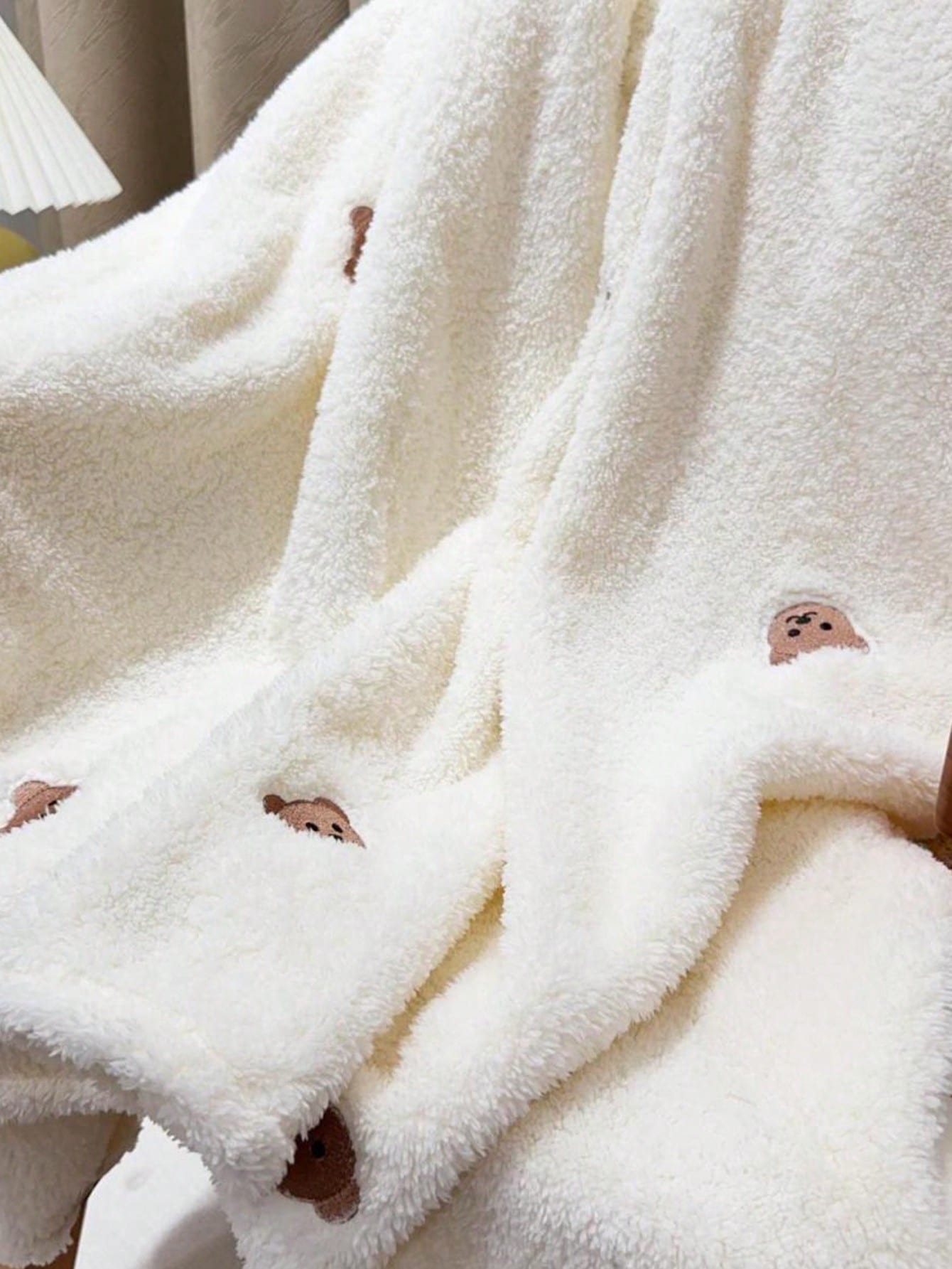 1pc Newborn Baby Blanket, Cute Cartoon Bear Embroidered Pattern, Soft & Comfortable, Suitable For Infant Outdoor Use, Autumn/Winter
