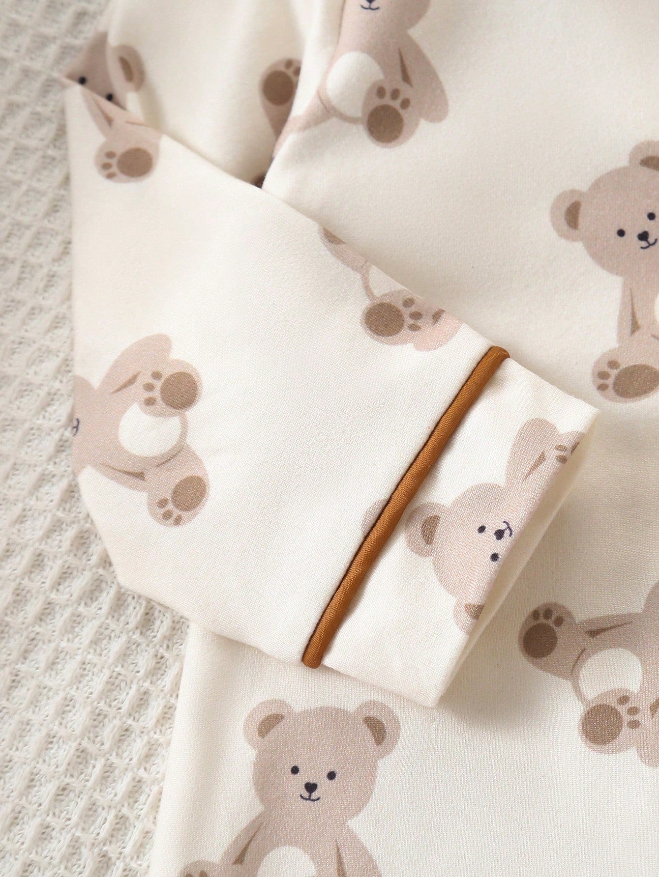 1pc Newborn Baby Boy Long Sleeve Snap-Up Jumpsuit, Cute Bear Digital Print, Knit Fabric, Adorable Style Night Photoshoot Off-White Autumn Kawaii Cute