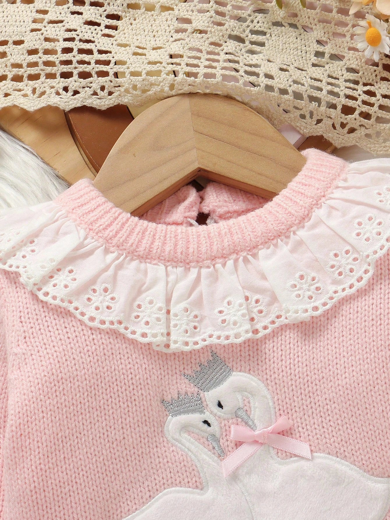 1pc Newborn Baby Girl Light Pink Sweater Romper,Cute Swan Embroidery Lace Collar Long Sleeve Bodysuit,Sweet Knitted Autumn Winter Clothes Outfit