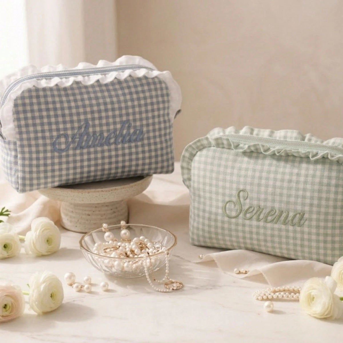 1PC Personalized Plaid Makeup Bag, Ruffle Edge Cosmetic Bag, Bridesmaid Gift, Customized Name Toiletry Bag, Best Friend Gift, Sisterhood Party Gift, Wedding Keepsake Gift, Birthday Gift, Mother's Day