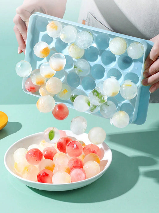 1pc Round Ice Cube Tray With Lid & Drainage, 33 Compartments, Home Diy Ice Making Mold For Refrigerator,Summer,Summer Sets, For Outdoor, Camping, Gift For Father