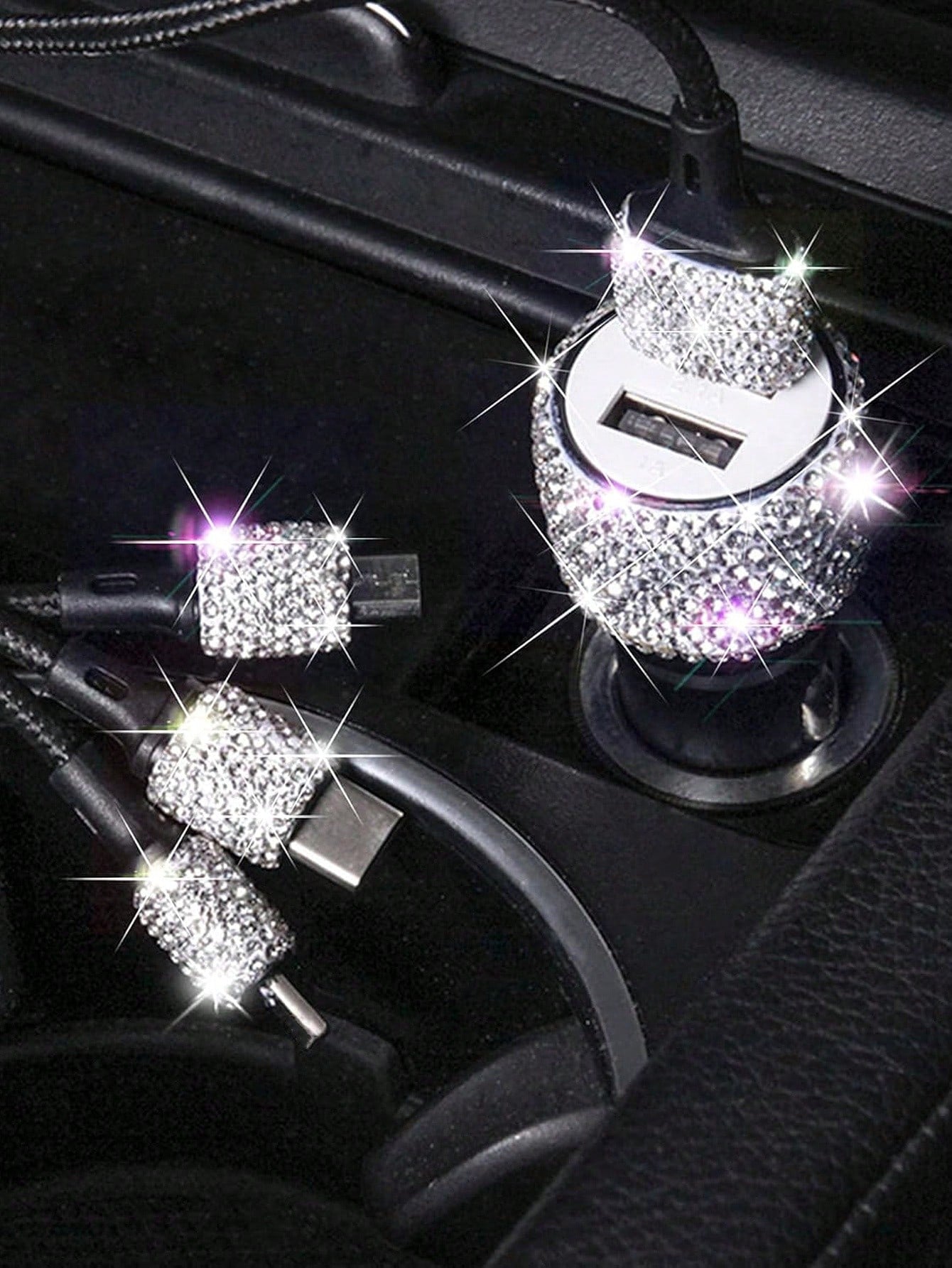 1pc Shiny Handmade Rhinestone Car Charger, Fast Charging USB Type-C Car Phone Charger, Diamond Adapter, Compatible With Phones, Dash Cams, GPS And Other Devices, Perfect Holiday/Birthday Gift For Men