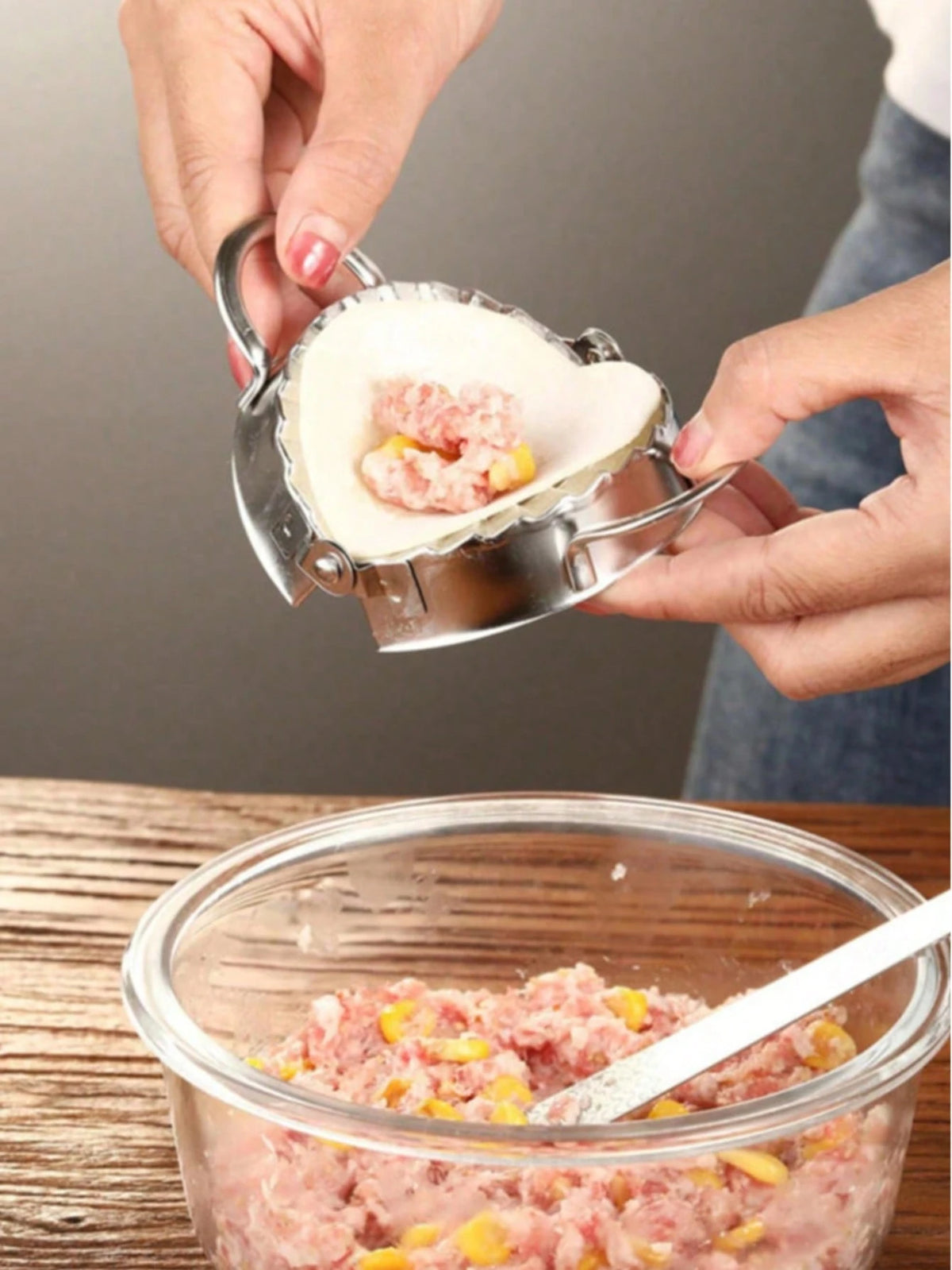 1pc Stainless Steel Dumpling Maker, Dumpling Skin Cutter, Handmade Dumpling Packaging Tool, Meat Filling Cake Rolling Pin, Dough Cutting And Shaping Tool, Baking Kitchen Helper, Suitable For Making Du