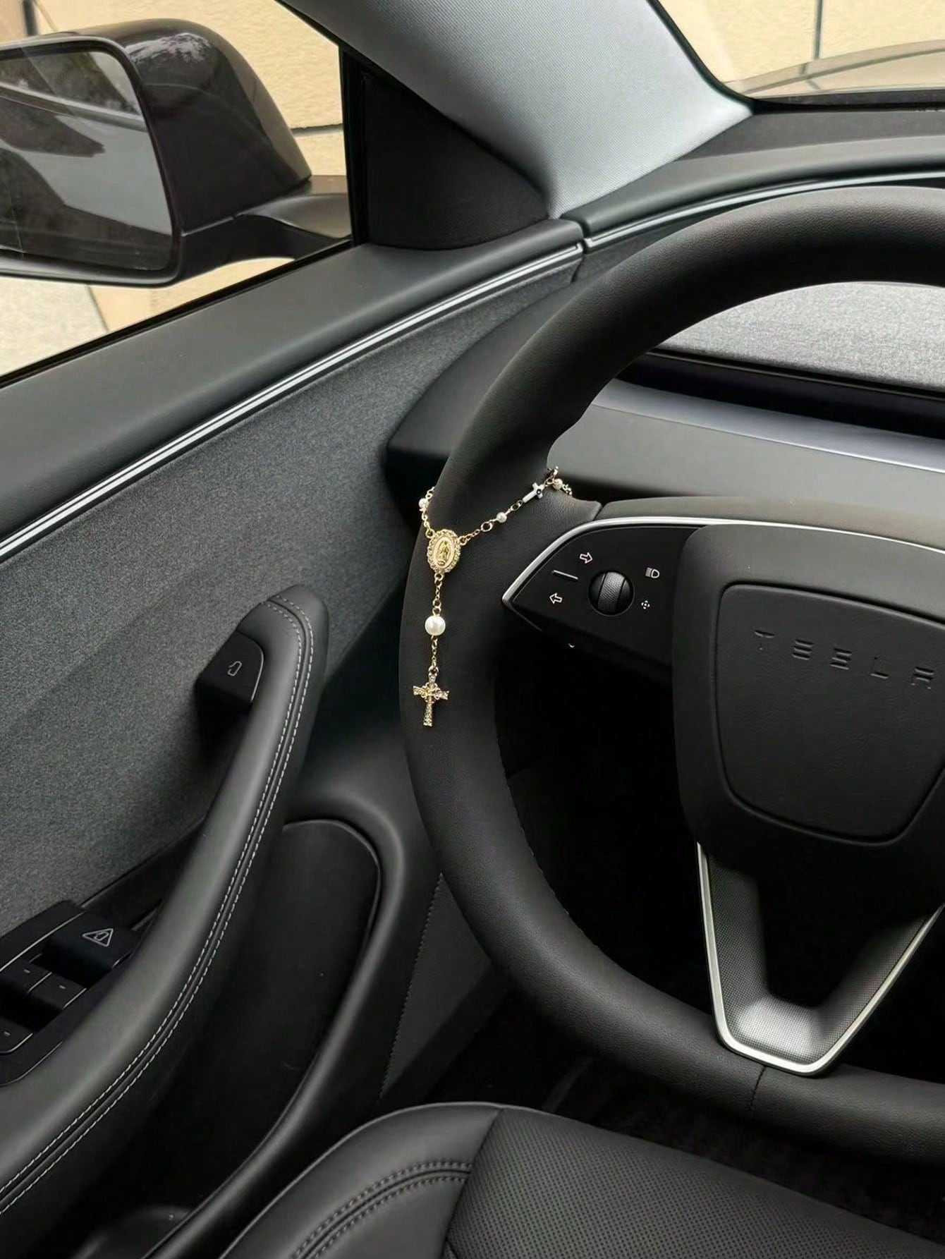 1pc Steering Wheel Bead Pendant| Bead Car Pendant Accessories| Car Decoration| Car Pendant| Unique And Fashionable Car Pendant Decoration, Father's Day Gift, Ideal Gift