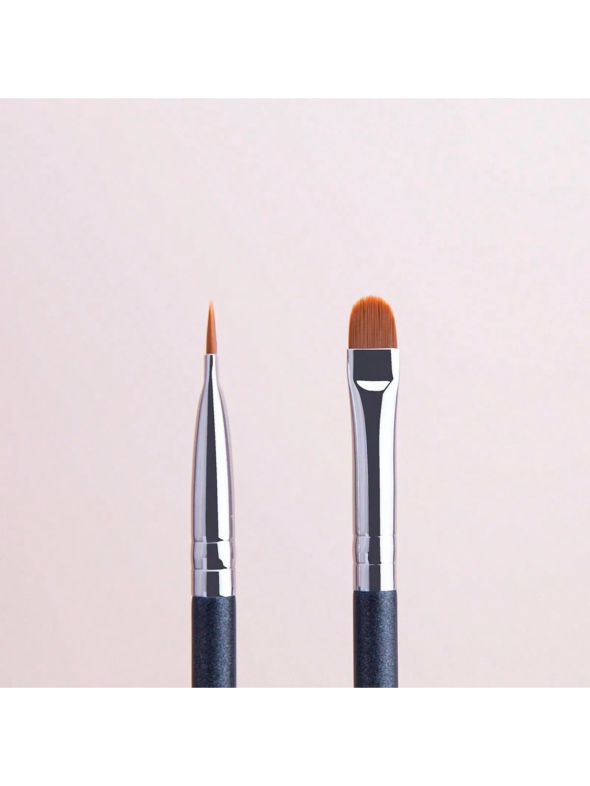 1pc Thin Flat Round Line Brush For Precise Foundation & Concealer Makeup,Foundation Brush,Concealer Brush,Blush Brush,Contour Brush,Blush Brush,Bronzer Brush,Powder Brush,Foundation Brush,Blush Brush
