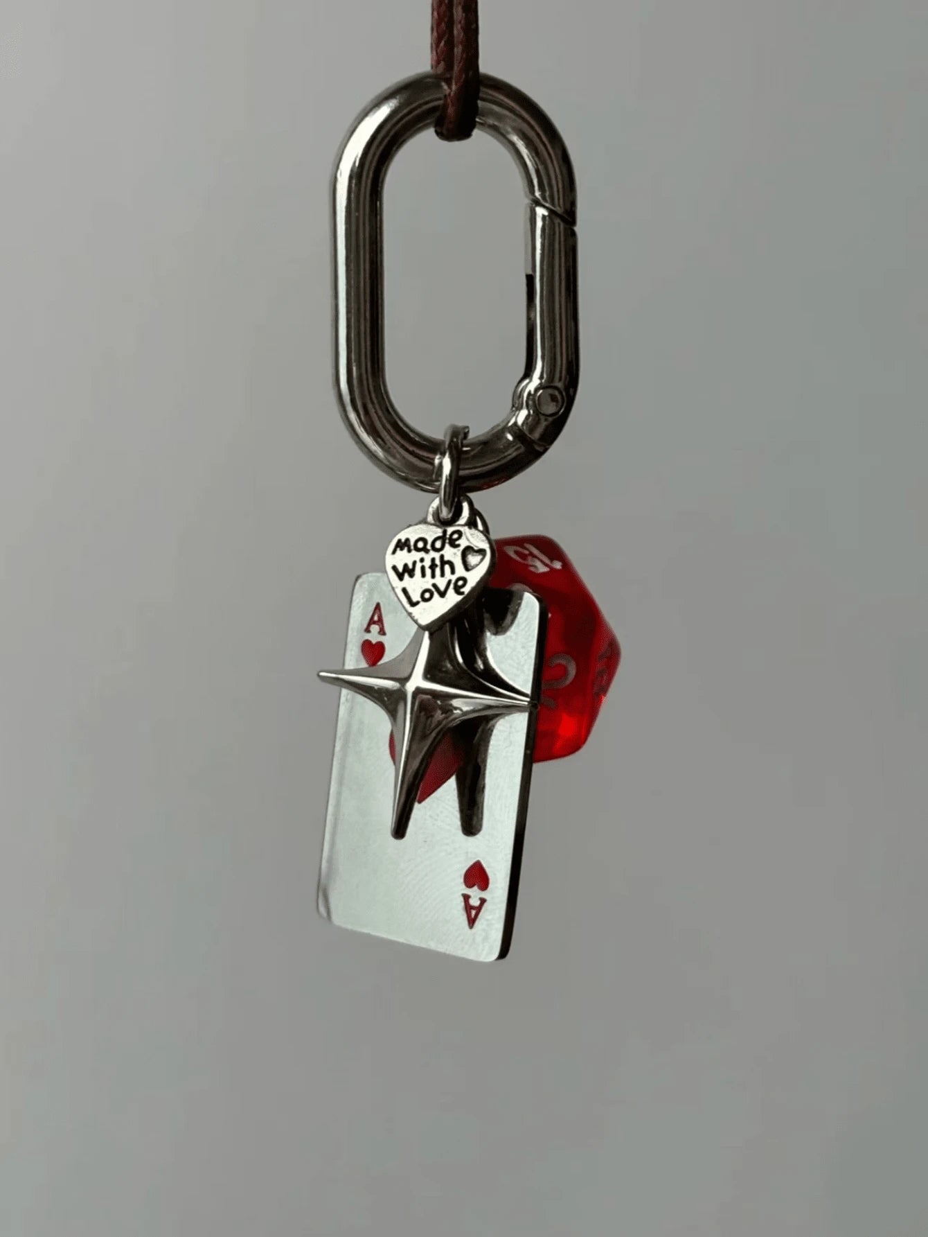 1pc Unisex New Creative Cartoon Dice Keychain Acrylic Playing Card Pendant Fashion Personalized Bag Charm Backpack Decor Keychain For Bag Car Accessories For Women