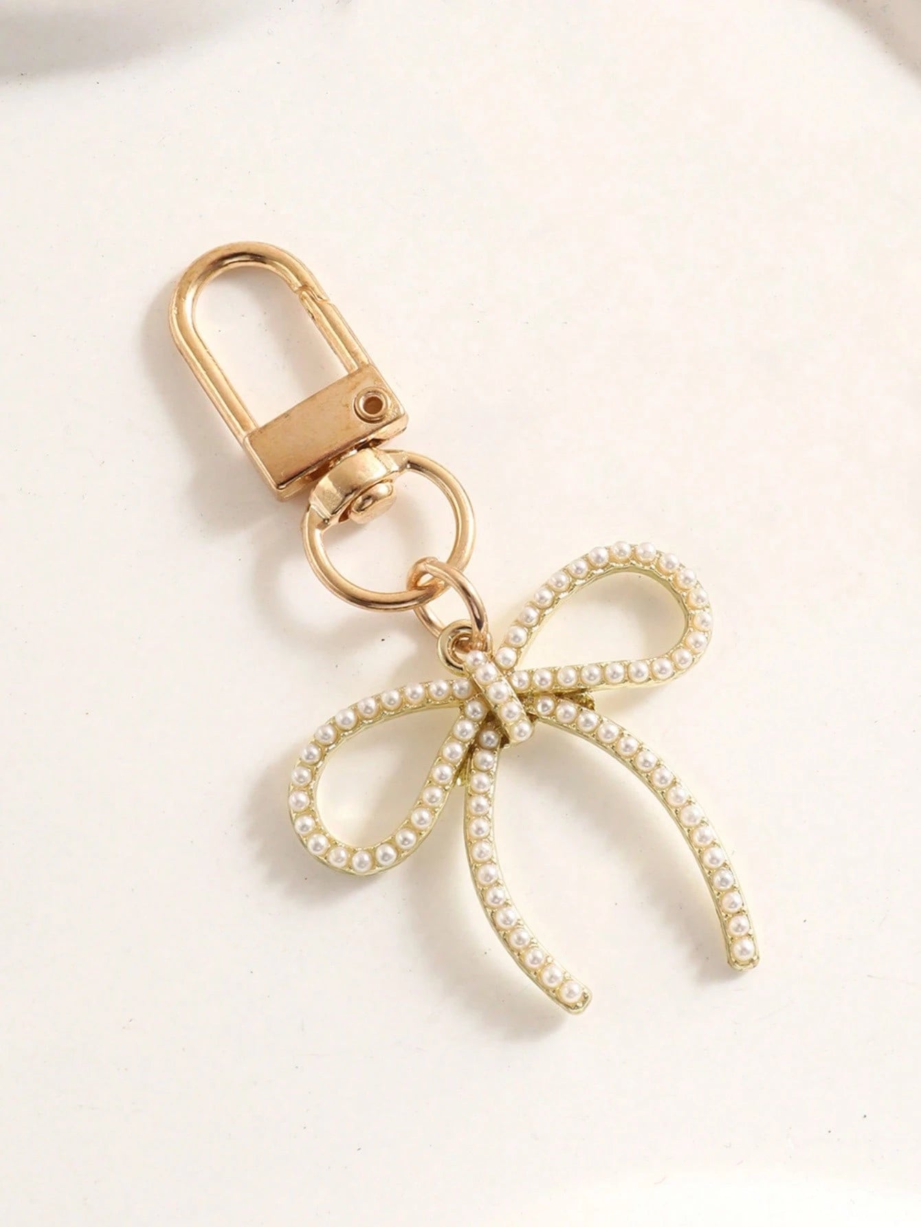 1pc Women's INS Style Faux Pearl Bow Keychain Elegant Charm Accessory For Bags Phones Car Accessories For Women Keychain For Bag