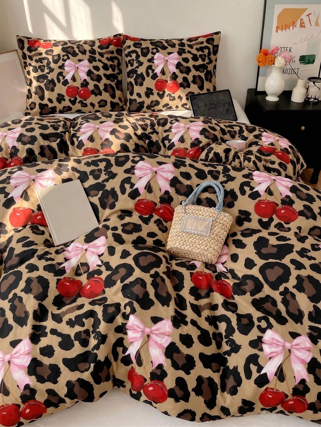 2/3Pcs Ins Style Fashion Black Dark Grey Leopard Print Duvet Cover Set, No Comforter Filler, Ultra Soft Breathable All Season Bedding, 1 Duvet Cover With 1/2 Pillowcases, Two Tone Design, Machine Wash