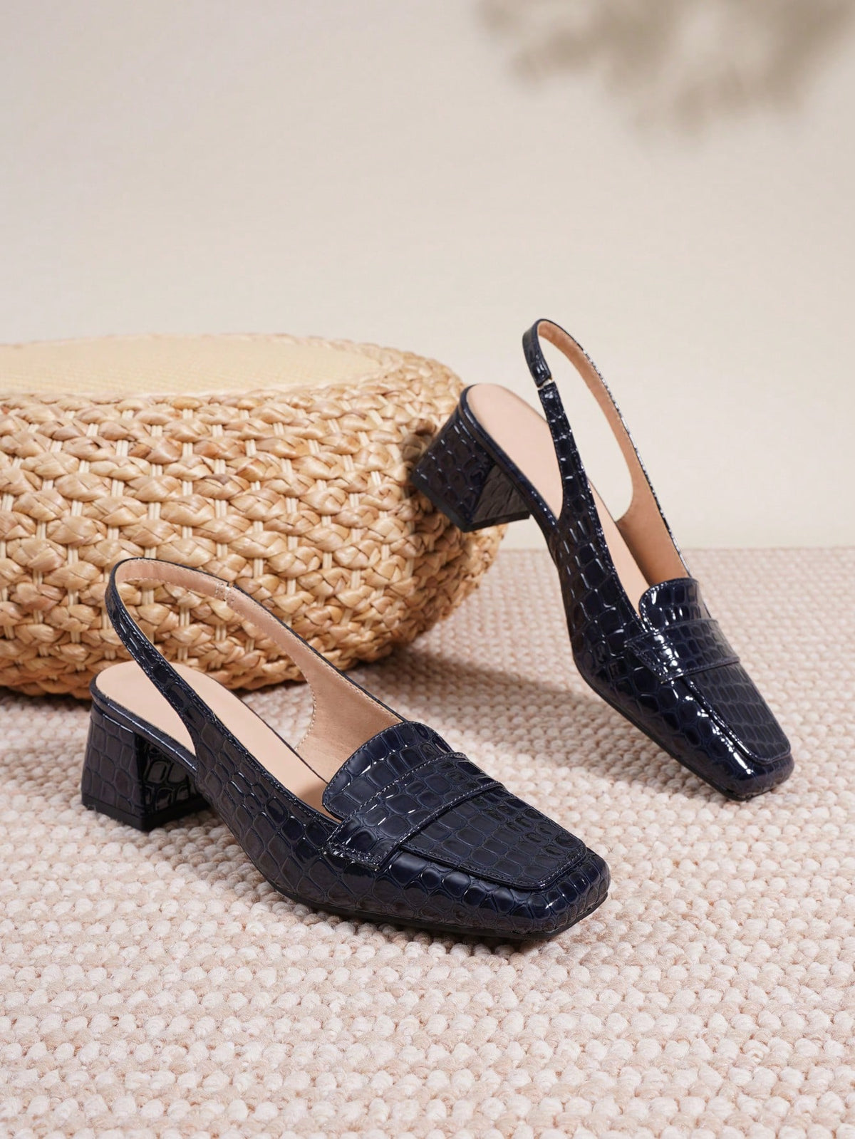 2025 New French Strap Chunky High Heel Closed Toe Sandals, Women Summer/Autumn Square Toe Backless Mid-Heel Shoes