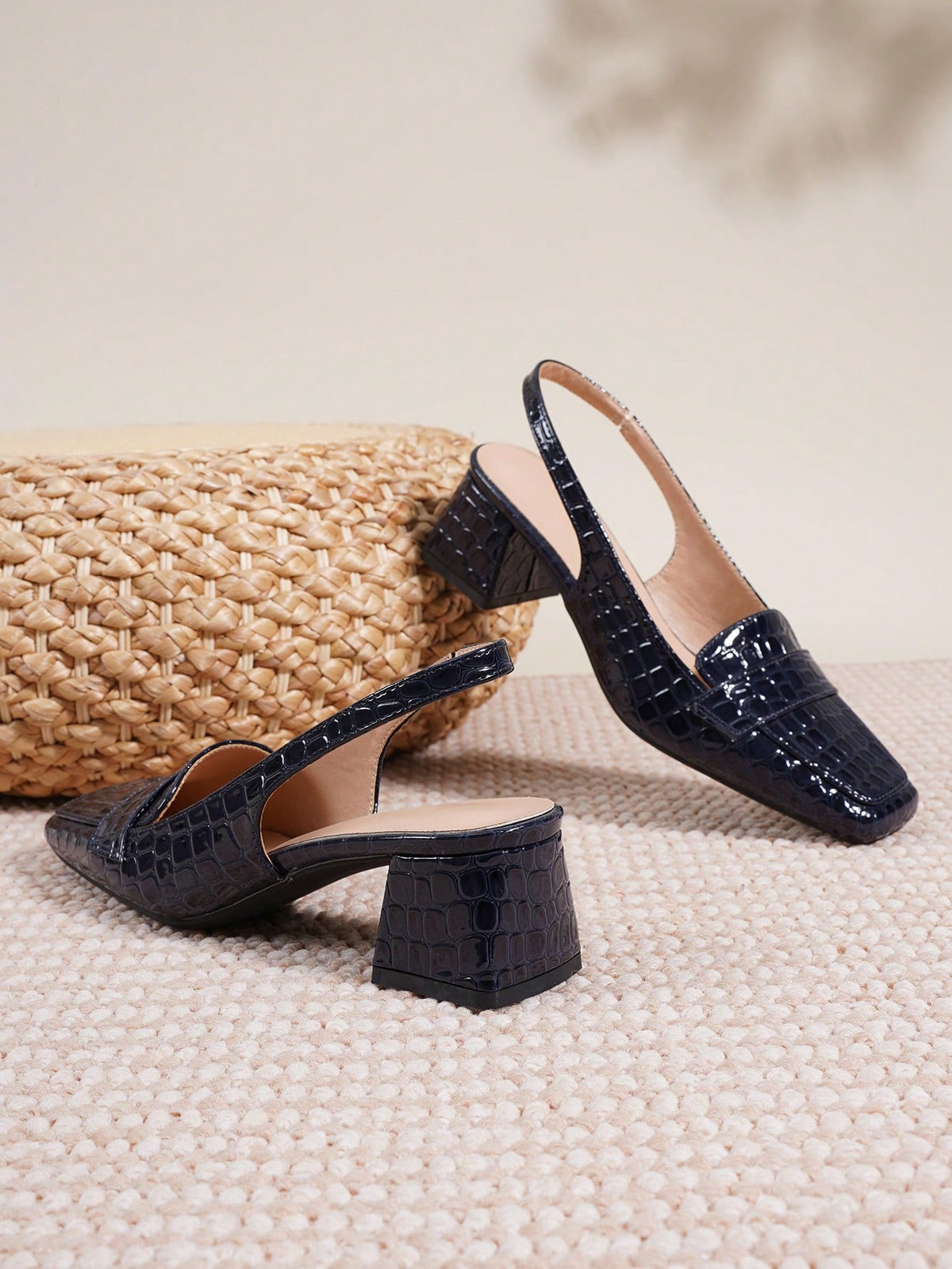 2025 New French Strap Chunky High Heel Closed Toe Sandals, Women Summer/Autumn Square Toe Backless Mid-Heel Shoes