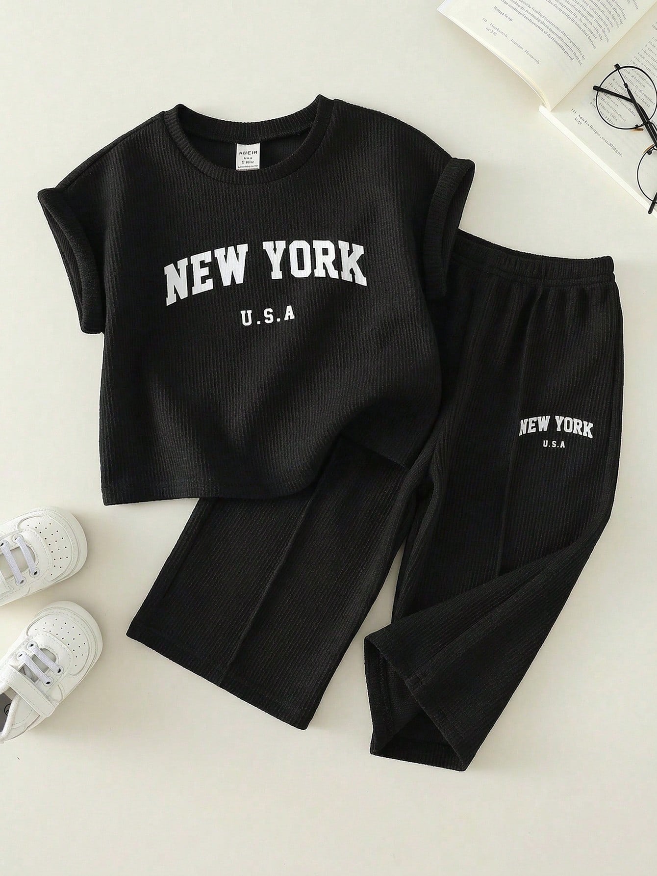 2pcs Baby Boy Apricot,Summer,Casual,City Break Knit Floral Yarn Pit Stripe Loose T-Shirt&Pants Set,Japanese Korean Style For School,Sports,Vacation