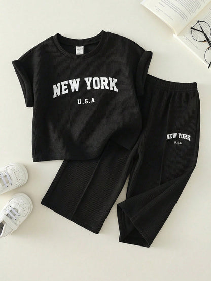 2pcs Baby Boy Apricot,Summer,Casual,City Break Knit Floral Yarn Pit Stripe Loose T-Shirt&Pants Set,Japanese Korean Style For School,Sports,Vacation
