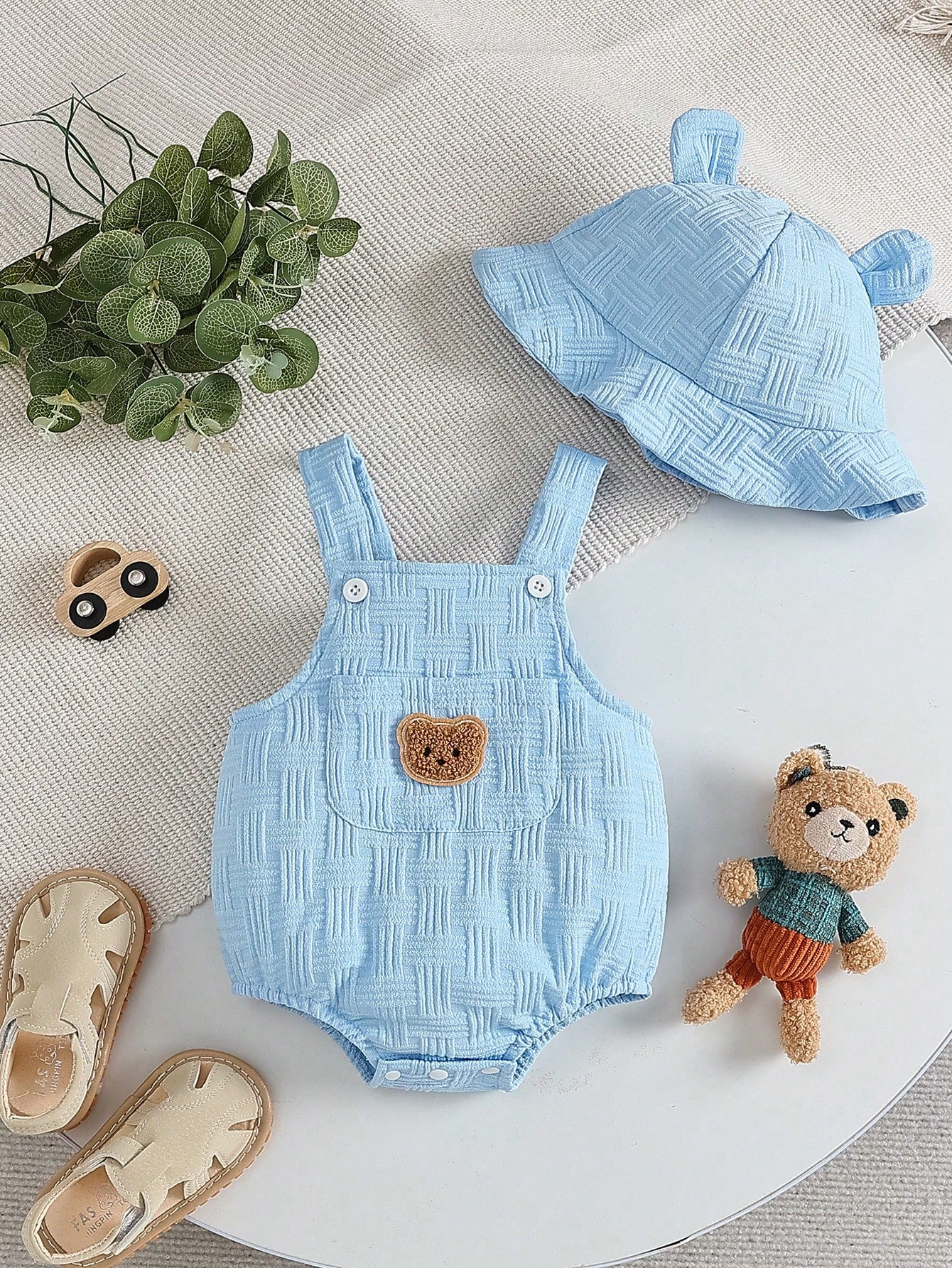 2pcs Baby Boy Casual Cute Jacquard Strap Romper With Bear Embroidery Pocket And Ear Hat Set, Comfortable Summer Outfit For Daily And Outdoor Wear
